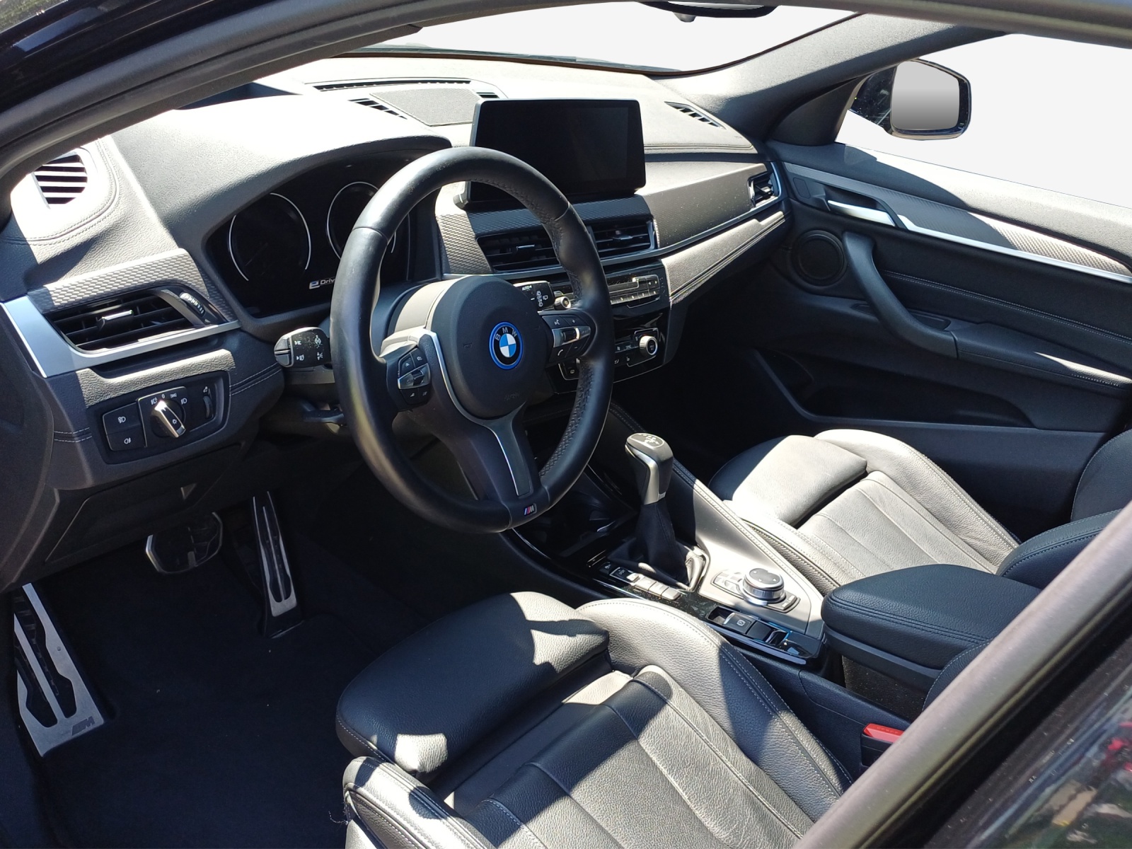 BMW X2 xDrive 25e M Sport Steptronic-image-7