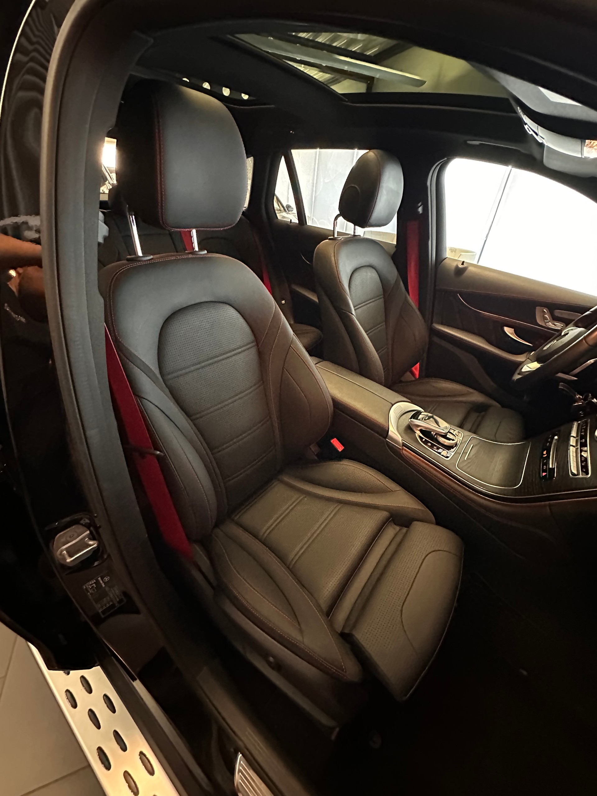 MERCEDES-BENZ GLC 43 AMG 4m-image-29