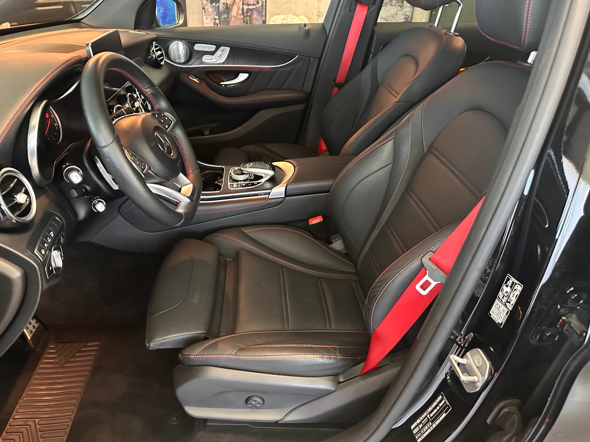 MERCEDES-BENZ GLC 43 AMG 4m-image-11