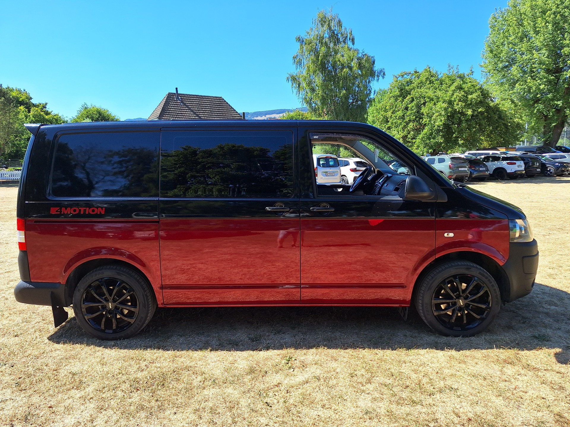 VW 2.0 TDI 4Motion 140PS Camper-image-2