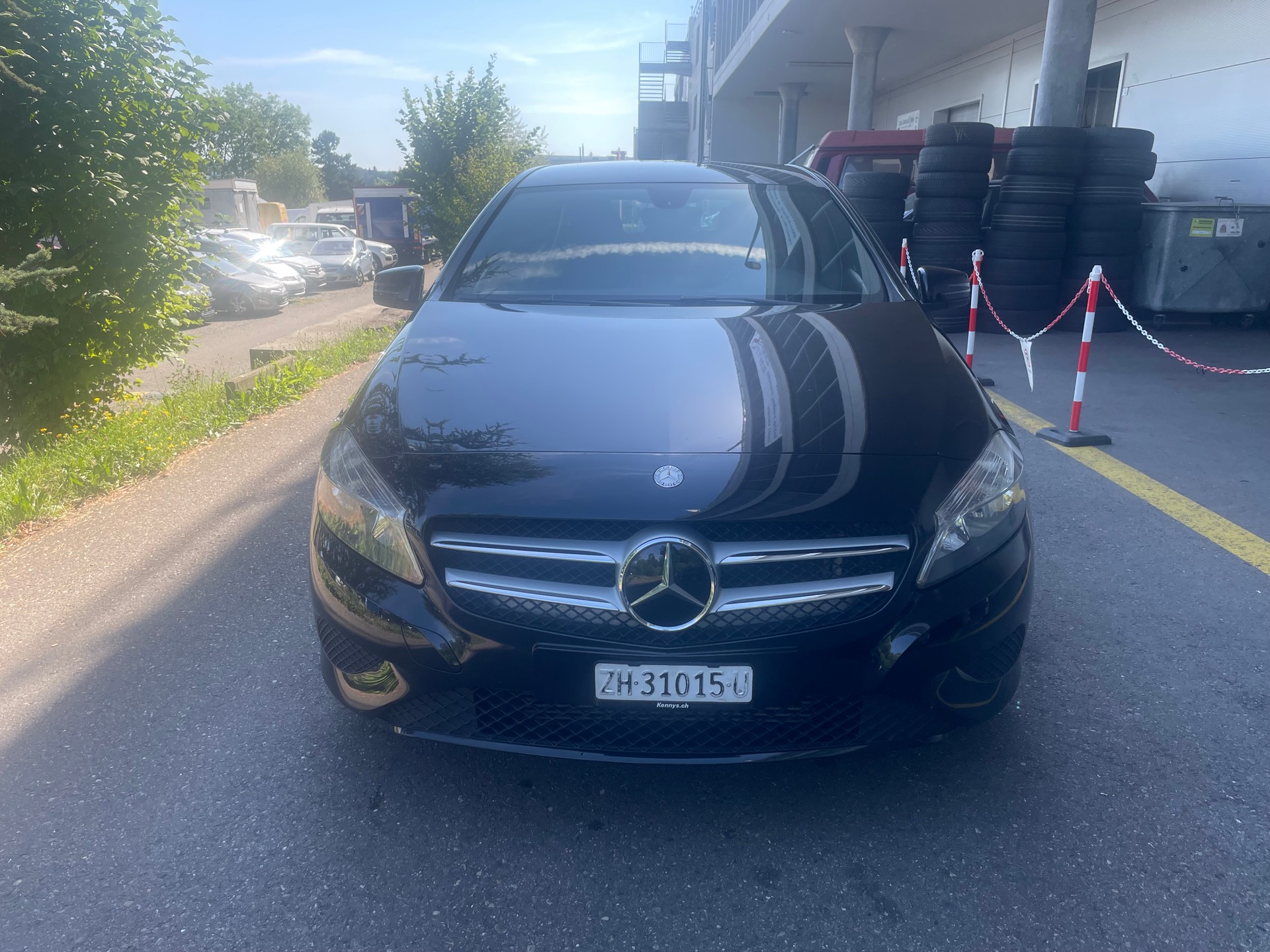 MERCEDES-BENZ A 180-image-1
