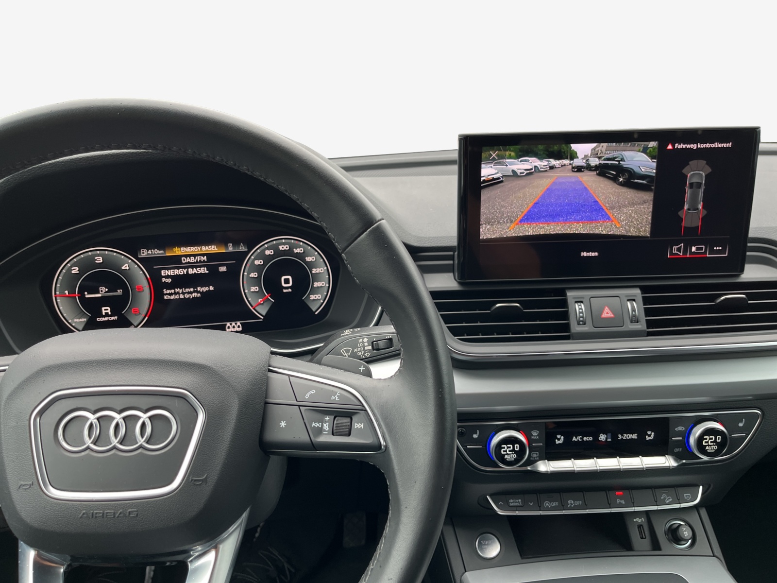 AUDI Q5 40 TDI Black Edition quattro S-tronic-image-8