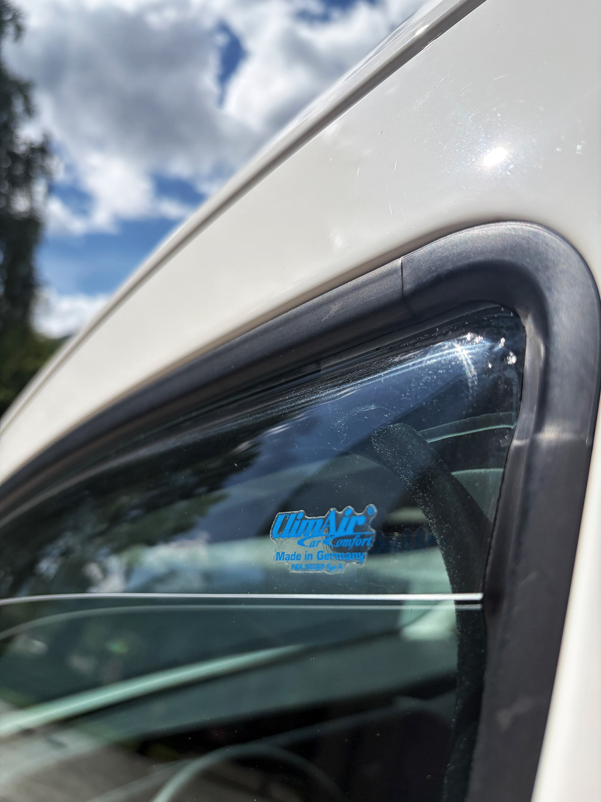 VW 2.0 TDI 122 BlueMT 4motion Camper-image-6