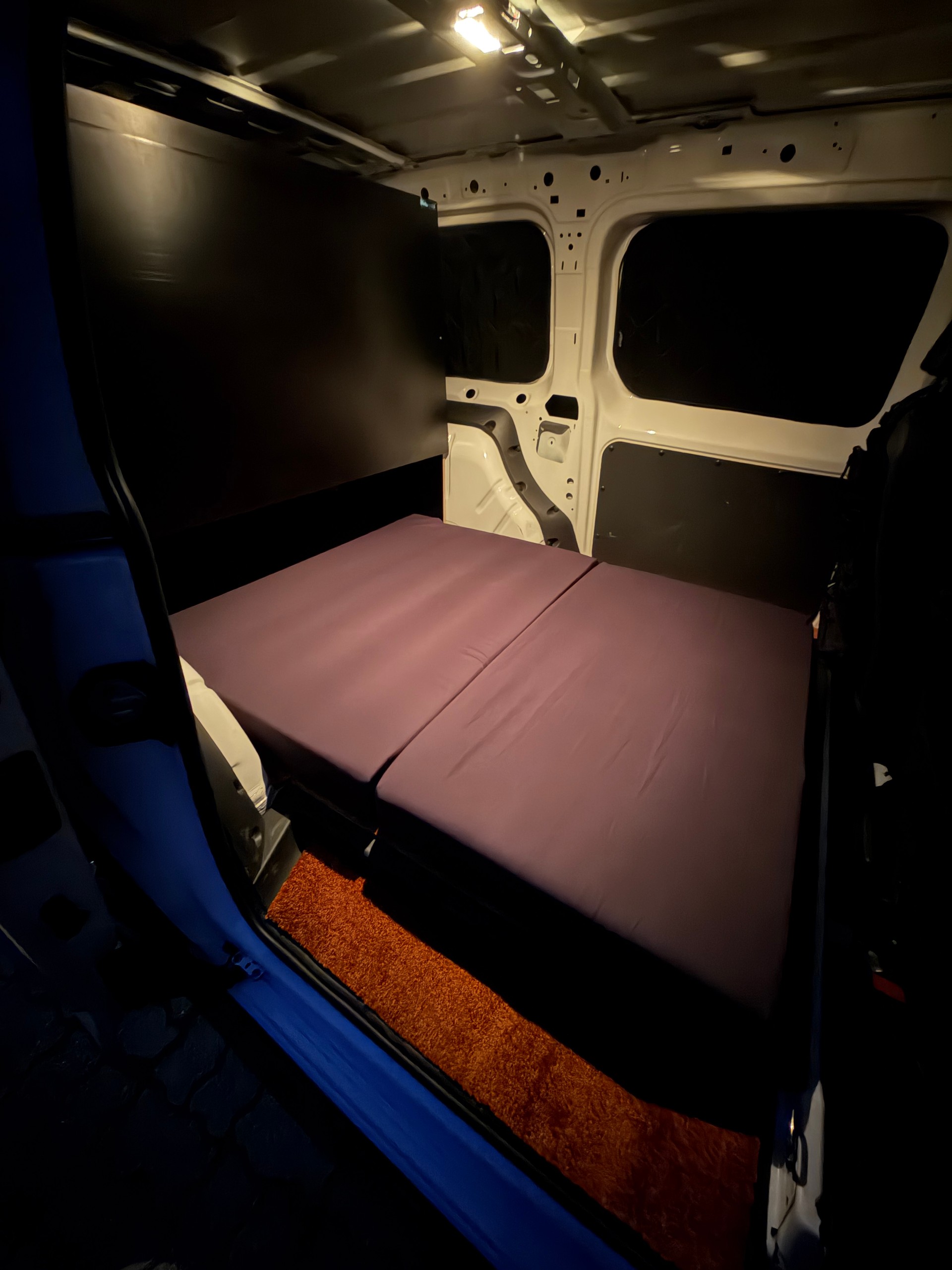 VW 2.0 TDI 122 BlueMT 4motion Camper-image-13