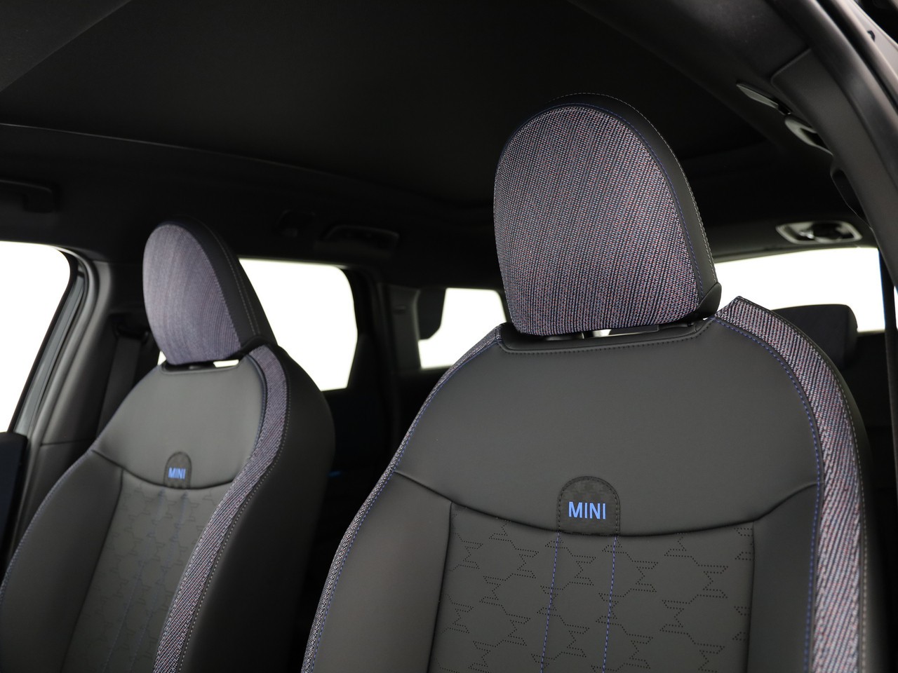 MINI Countryman E-image-10