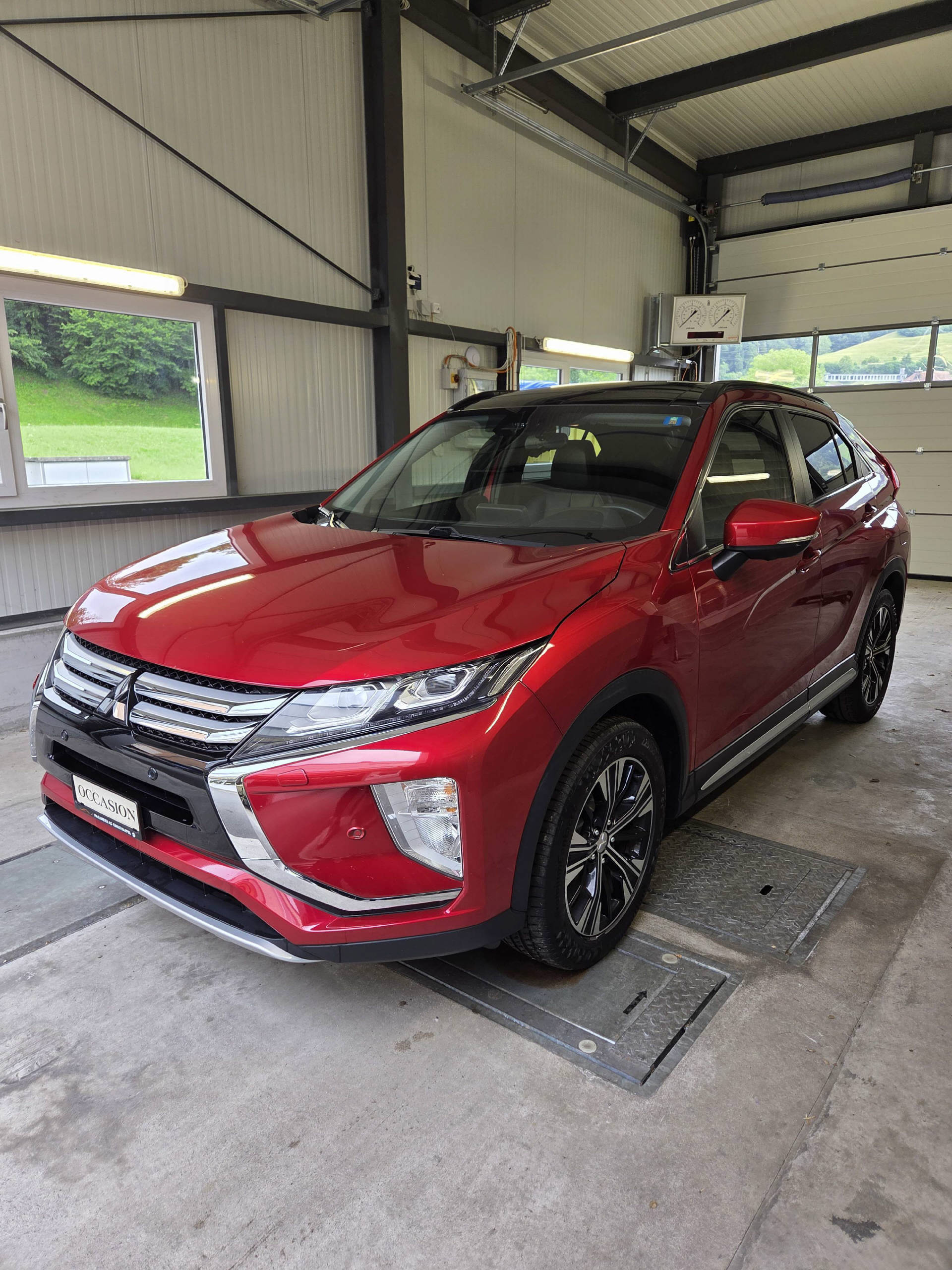 MITSUBISHI Eclipse Cross 1.5 T Diamond 4x4-image-0