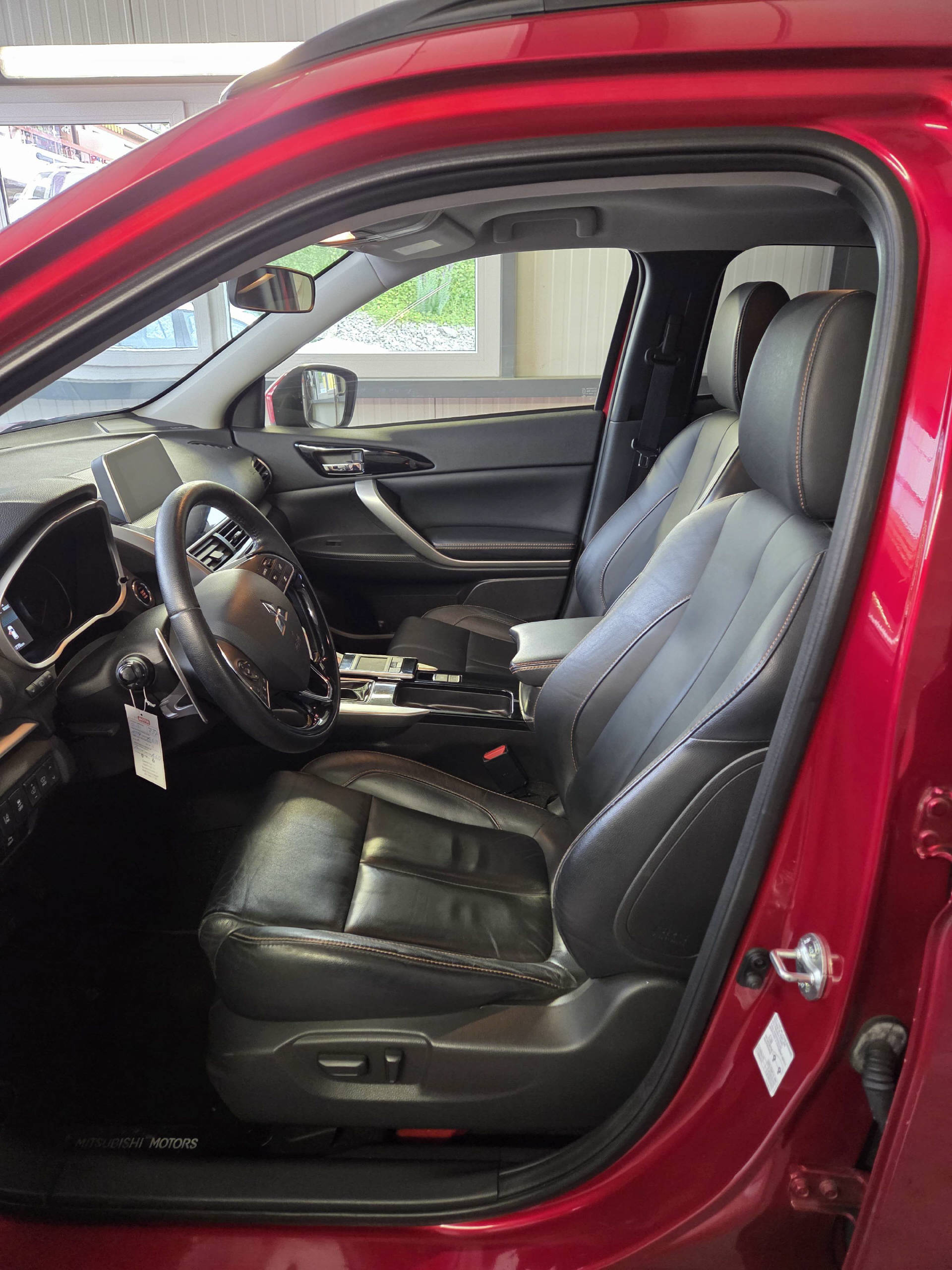MITSUBISHI Eclipse Cross 1.5 T Diamond 4x4-image-4