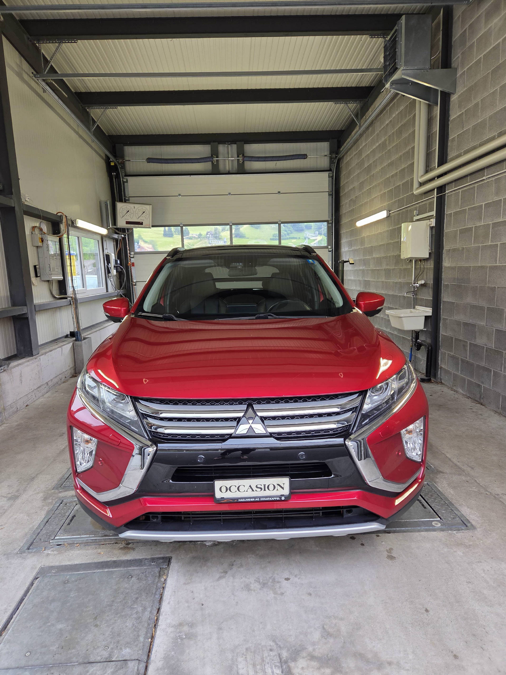 MITSUBISHI Eclipse Cross 1.5 T Diamond 4x4-image-1