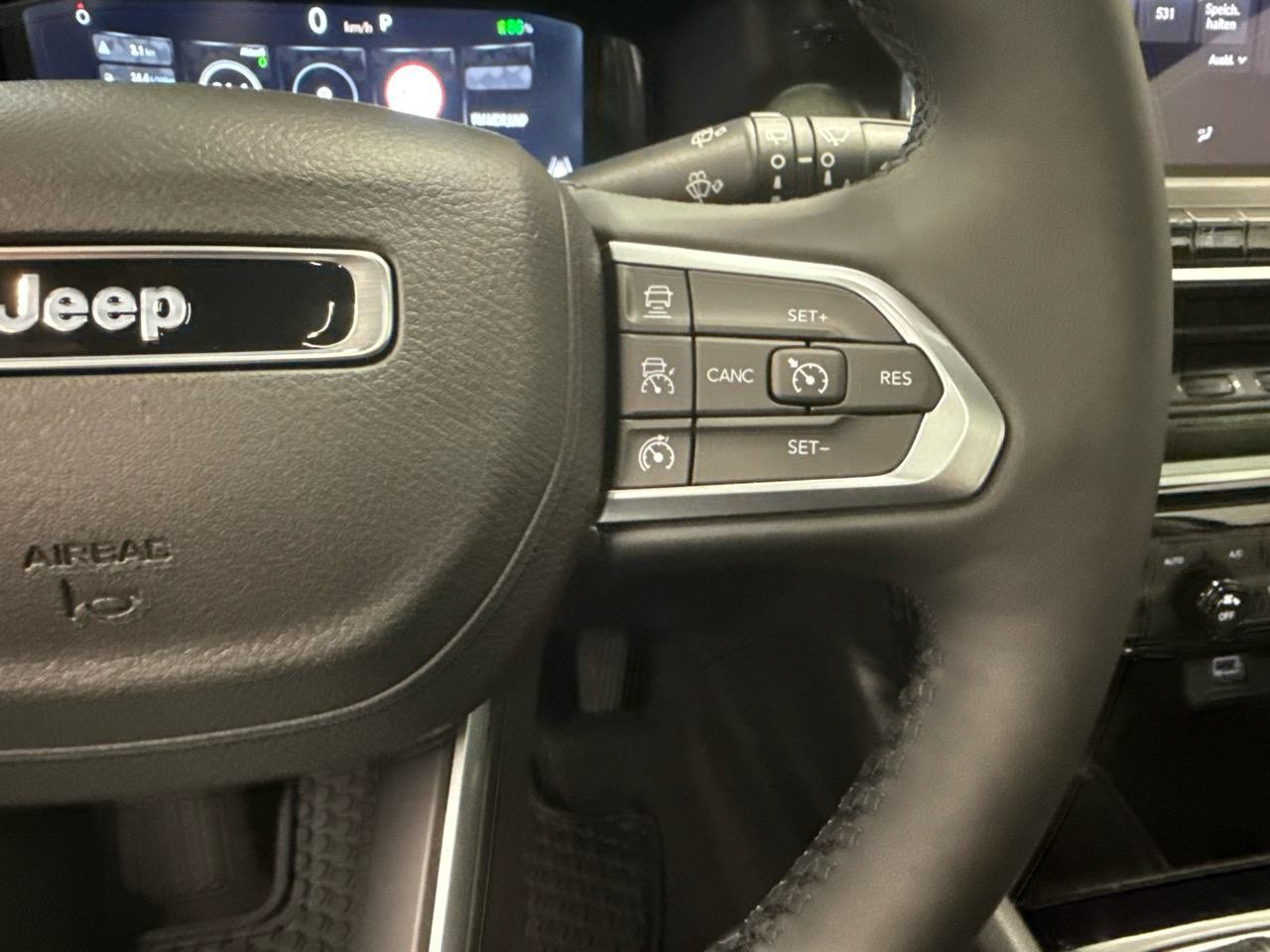 JEEP Compass 1.3 T PHEV North Star Sky AWD 240PS-image-7