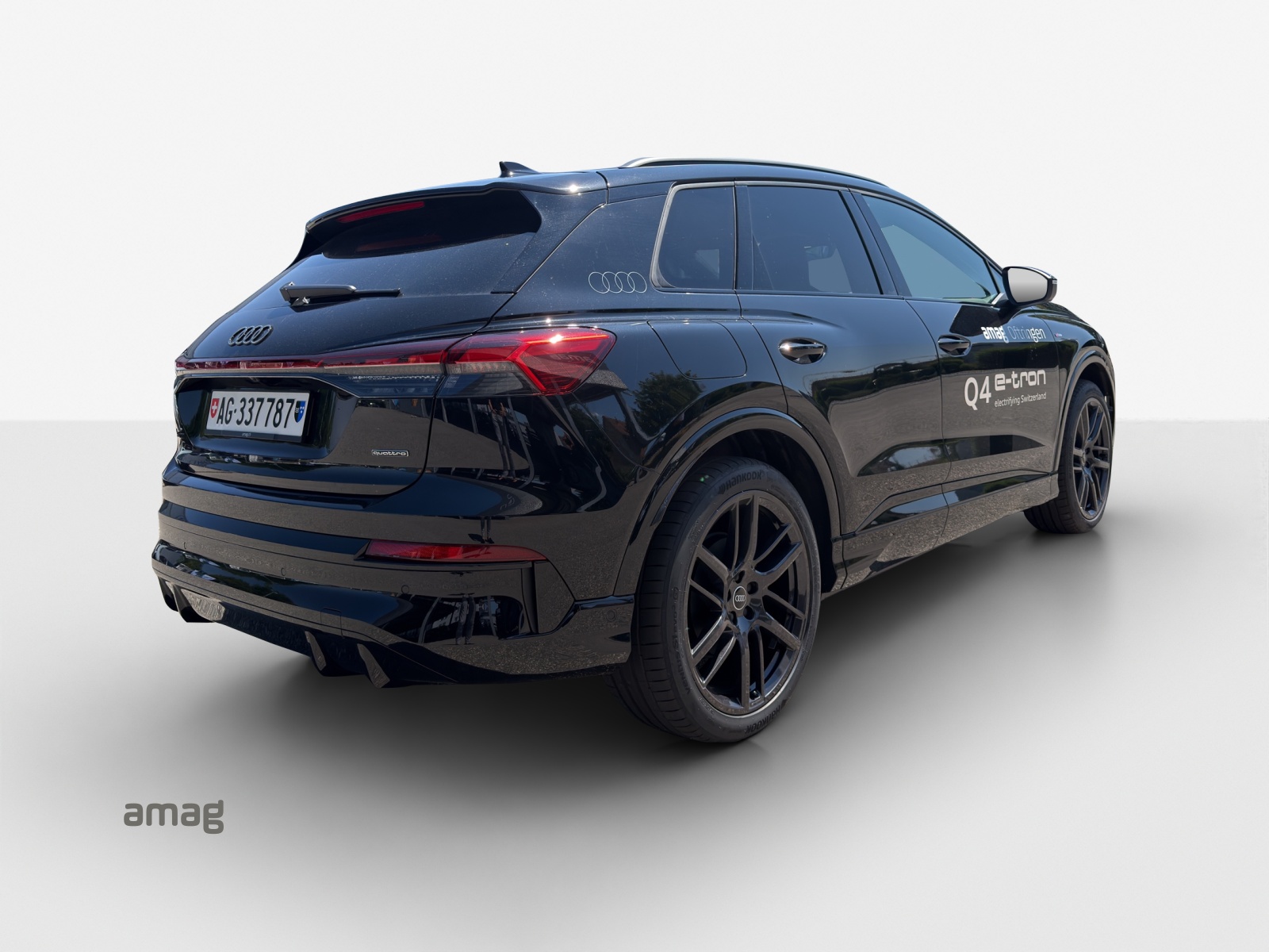 AUDI Q4 e-tron SUV quattro performance-image-4