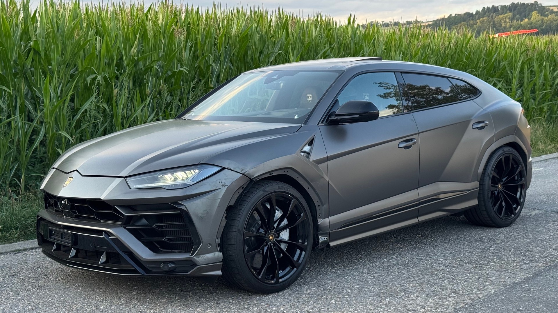 LAMBORGHINI Urus E-Gear Graphite Capsule-image-6