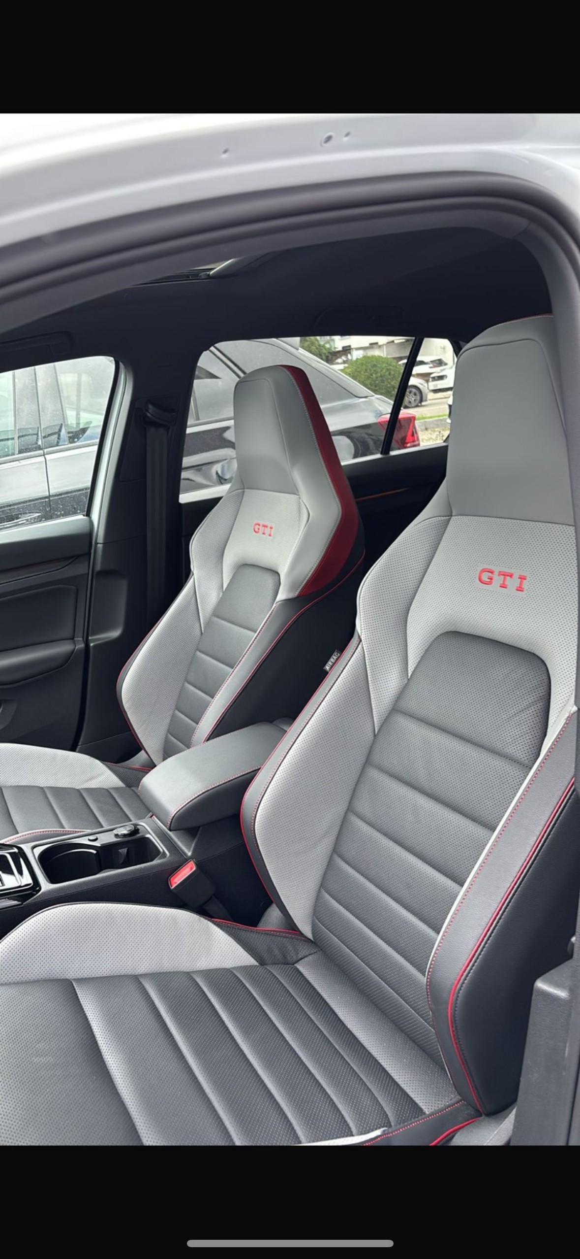 VW Golf GTI-image-2