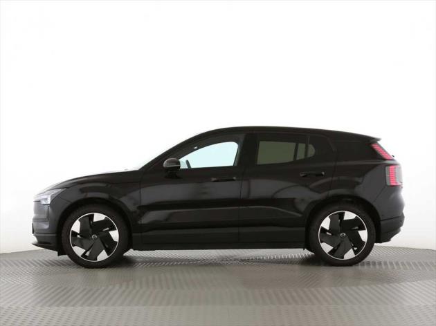 VOLVO EX30 E60 Twin Ultra Performance AWD-image-1