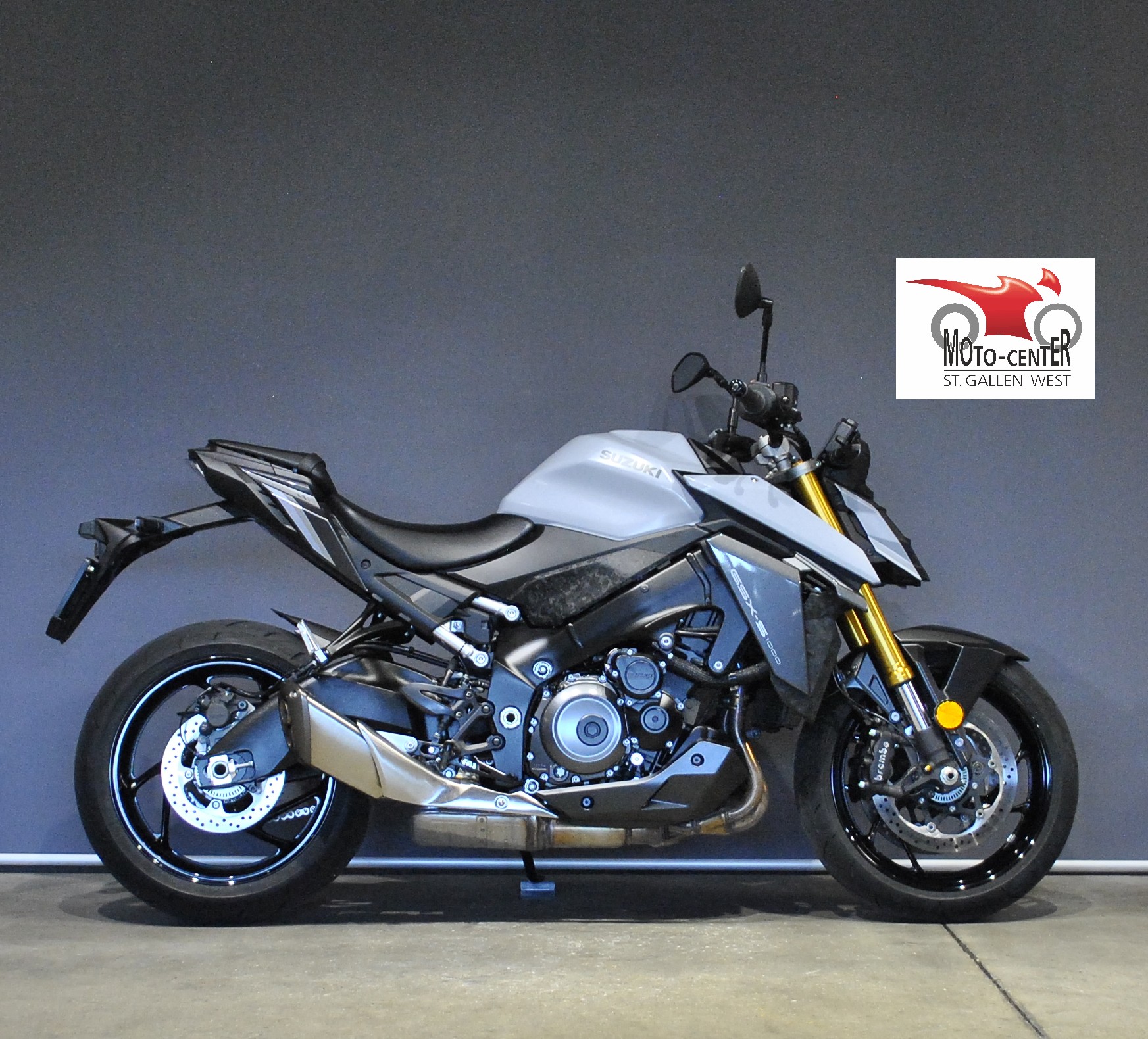SUZUKI GSX-S 1000-showroom-element-1