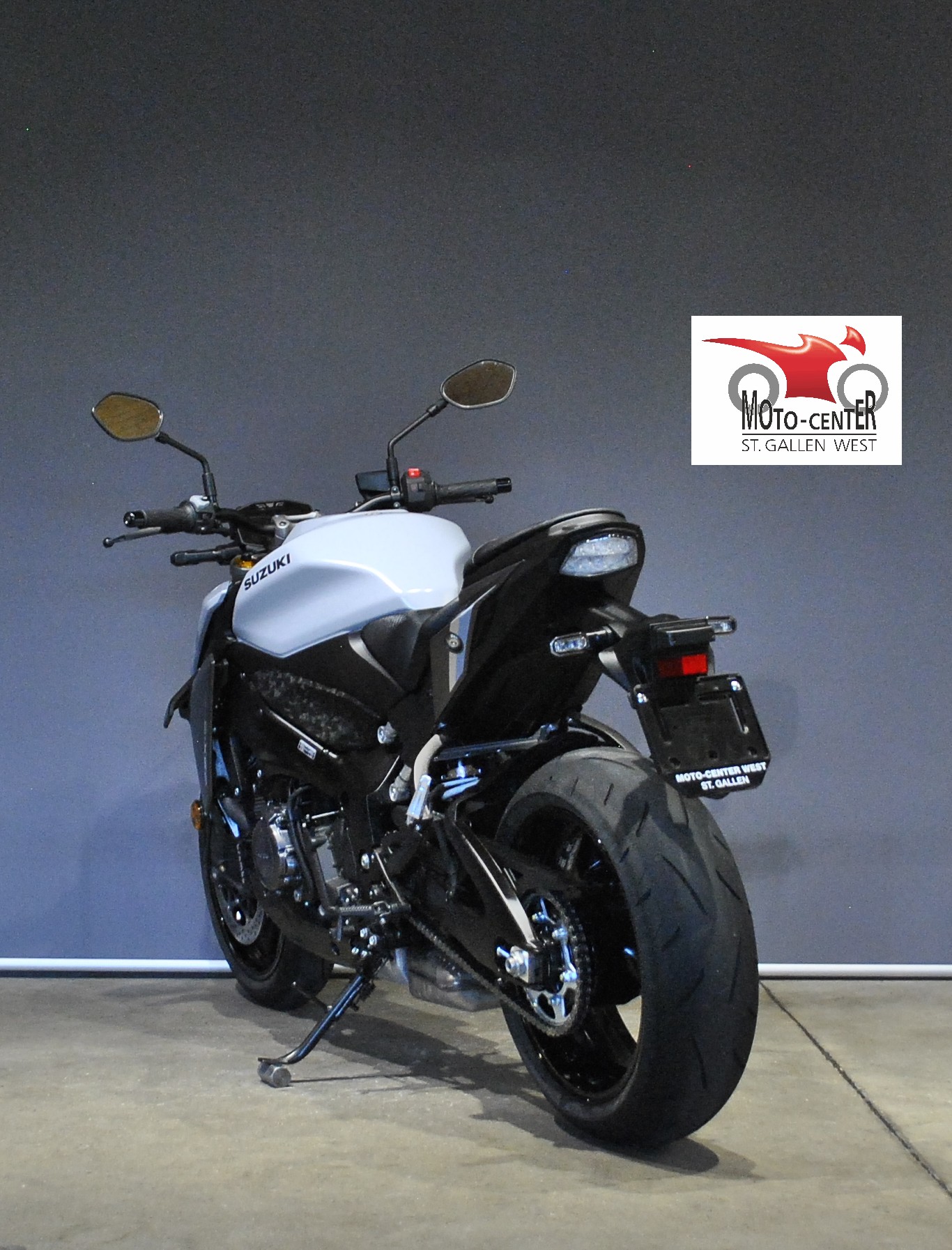 SUZUKI GSX-S 1000-showroom-element-3
