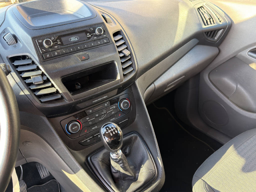 FORD TOURNEO Connect 1.0 EcoB 100 Trend-image-10