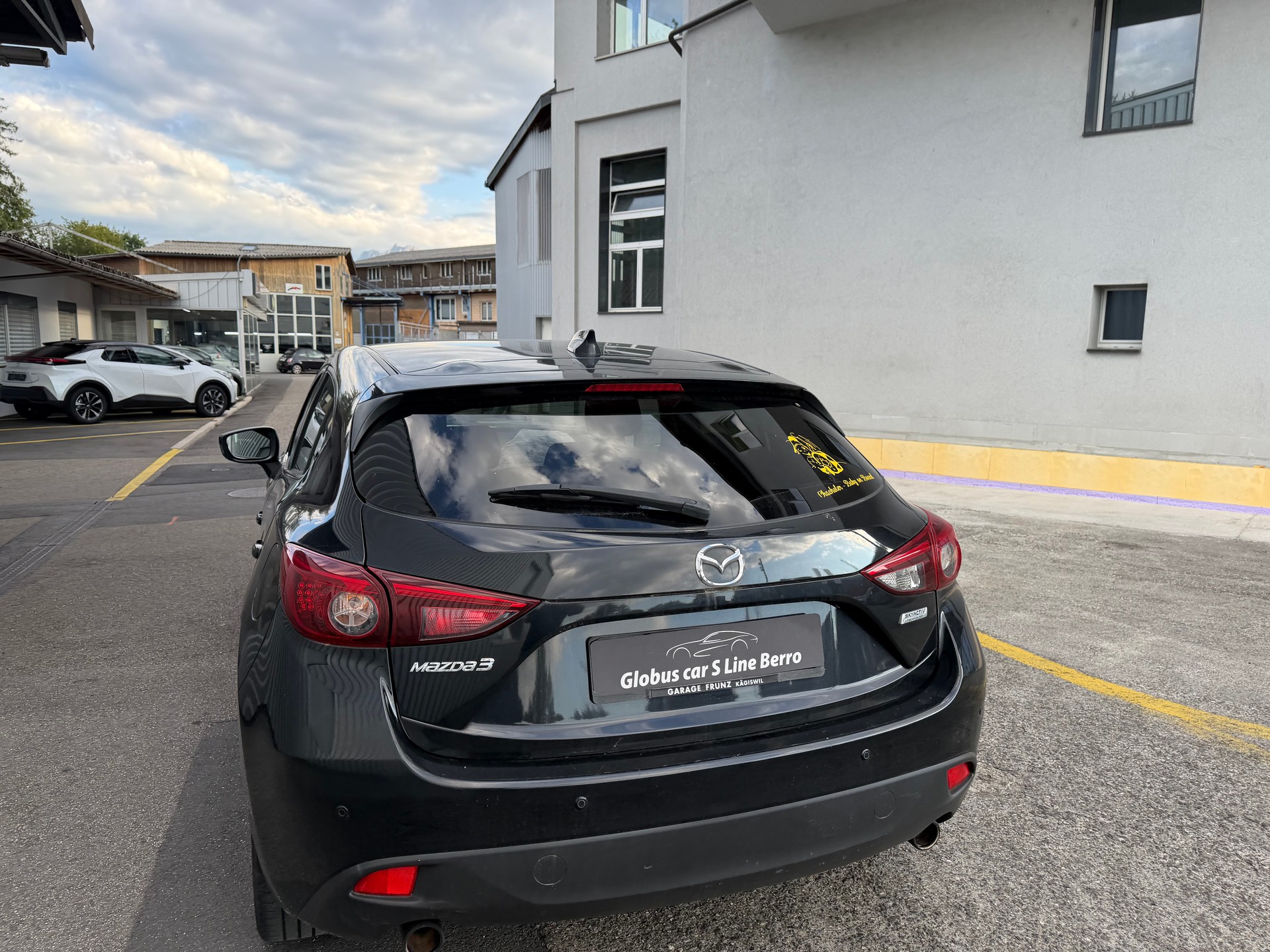 MAZDA 3 2.0 16V Ambition Plus-image-6