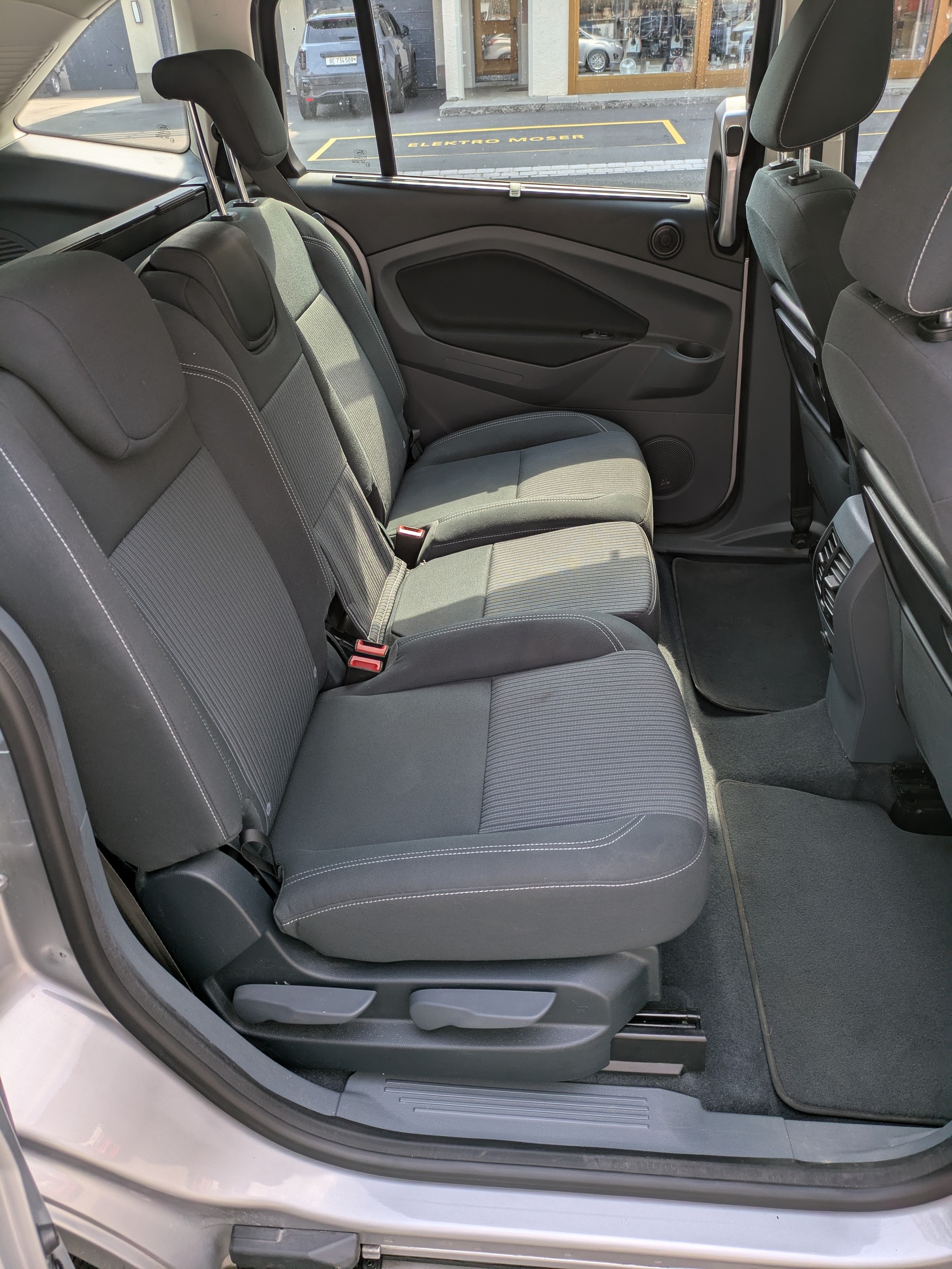 FORD Grand C-Max 1.6i EB SCTi 150 Family Ed.S/S-image-9