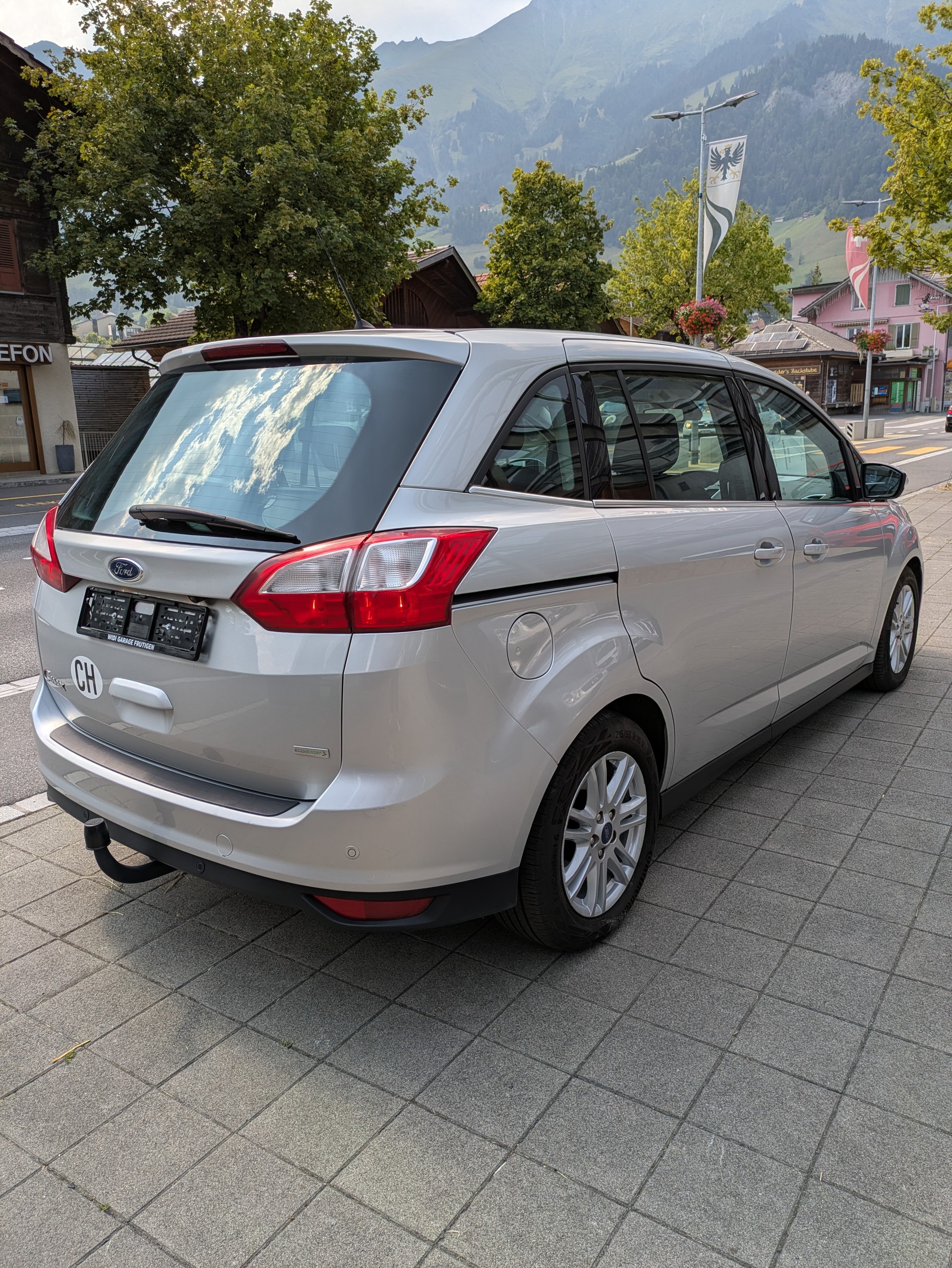 FORD Grand C-Max 1.6i EB SCTi 150 Family Ed.S/S-image-8