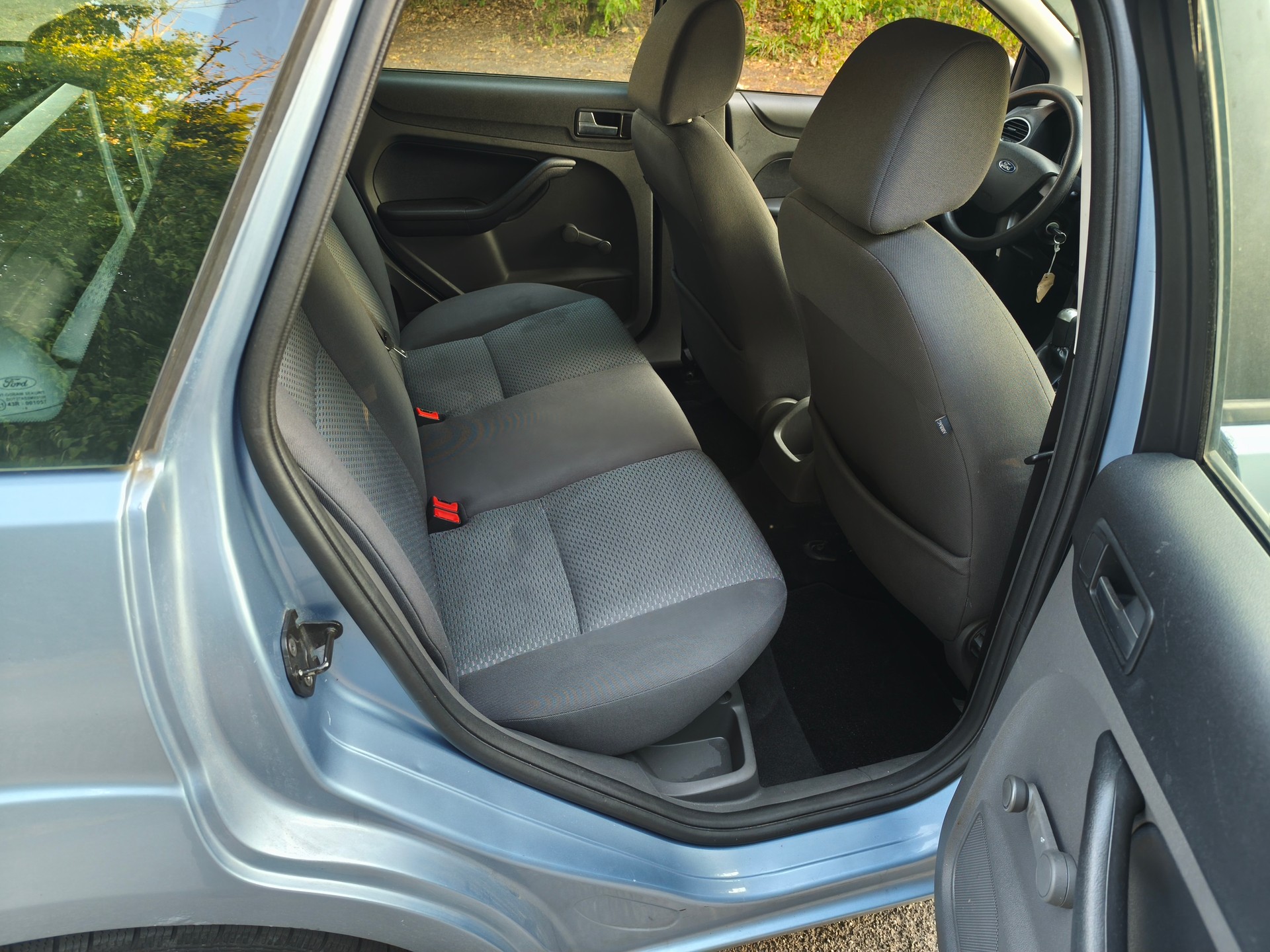 FORD 1.6i 16V Trend-image-5