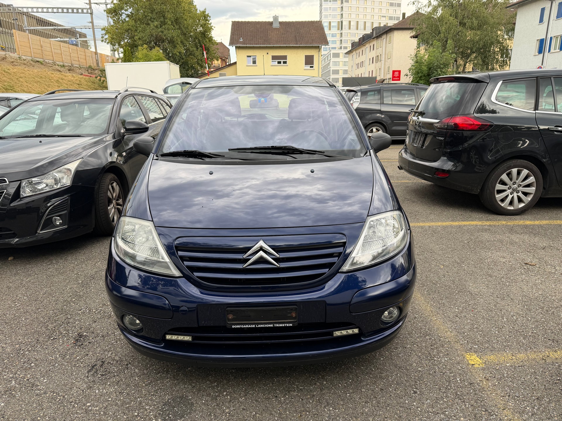 CITROEN C3 1.4i Exclusive-image-2