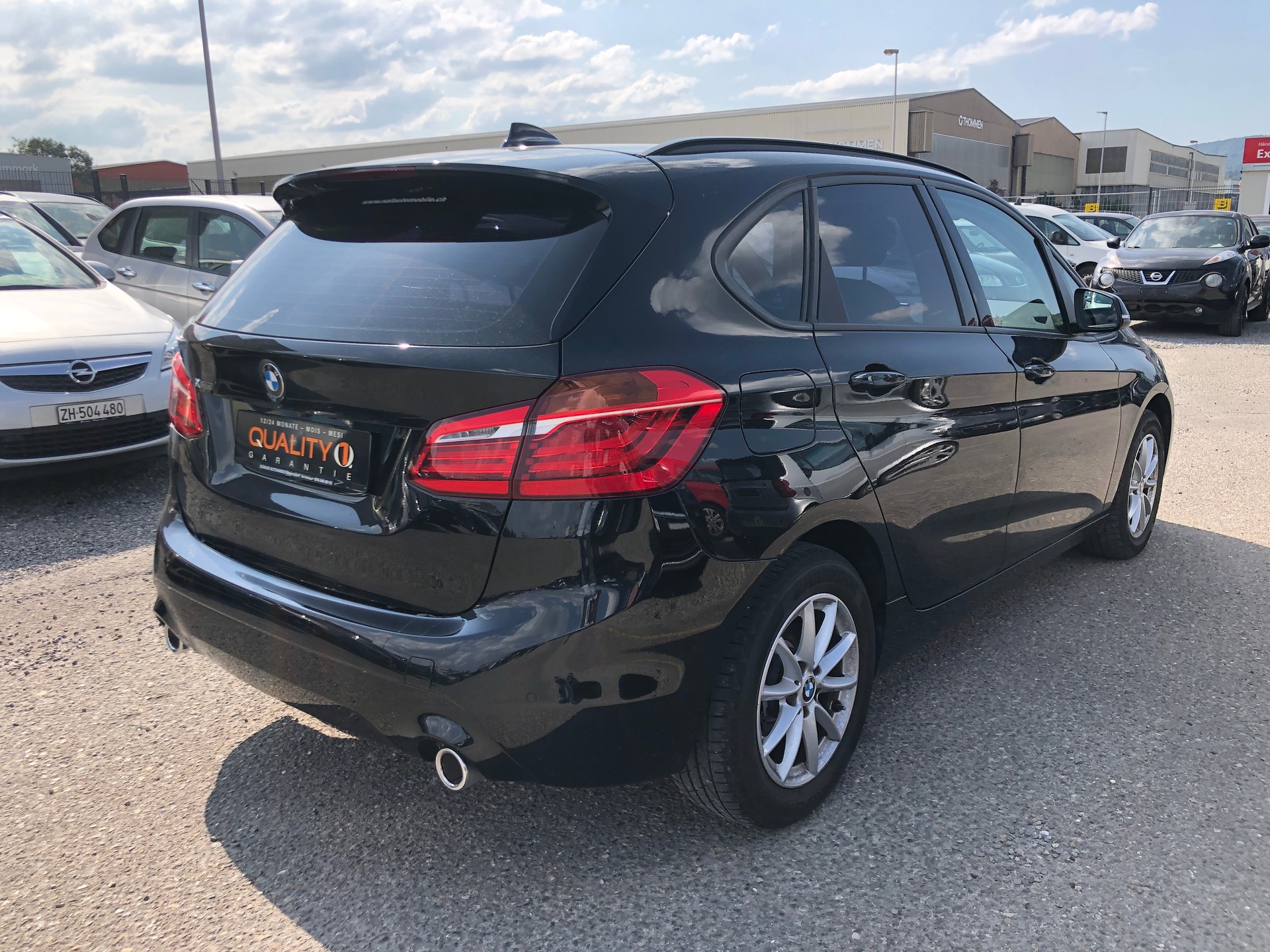 BMW 218d xDrive Active Tourer Steptronic-image-3