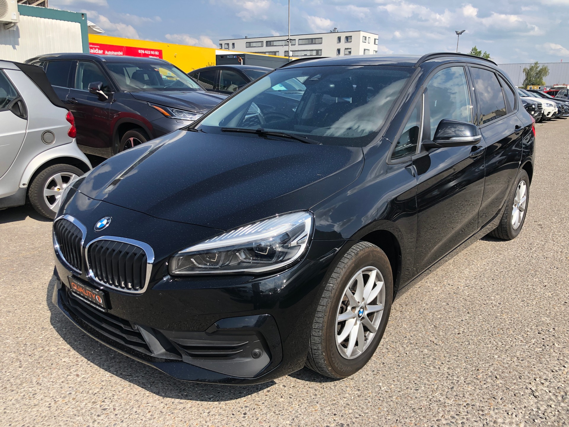 BMW 218d xDrive Active Tourer Steptronic-image-0