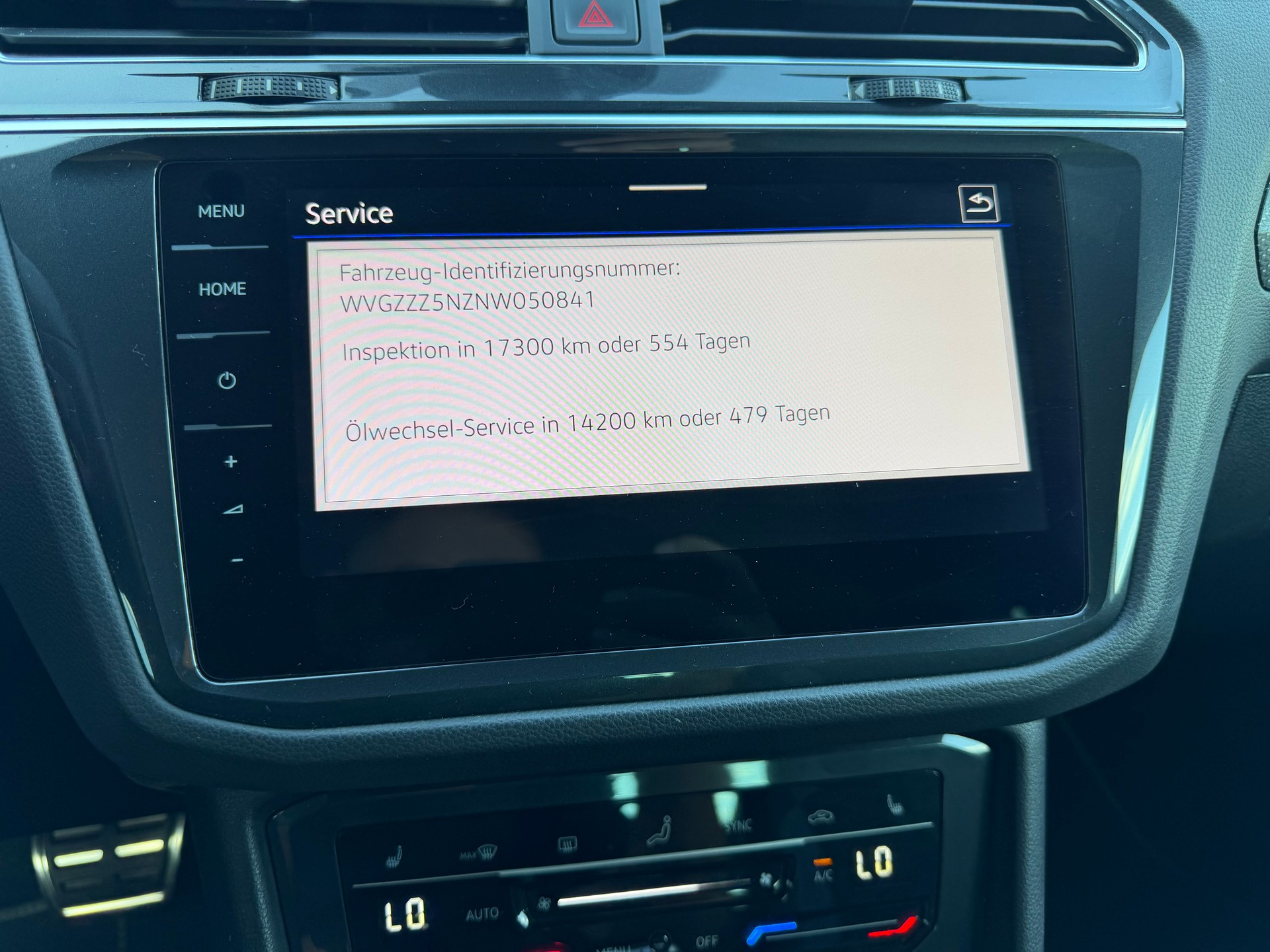 VW Tiguan 2.0 TDI SCR R-Line 4Motion DSG-image-13