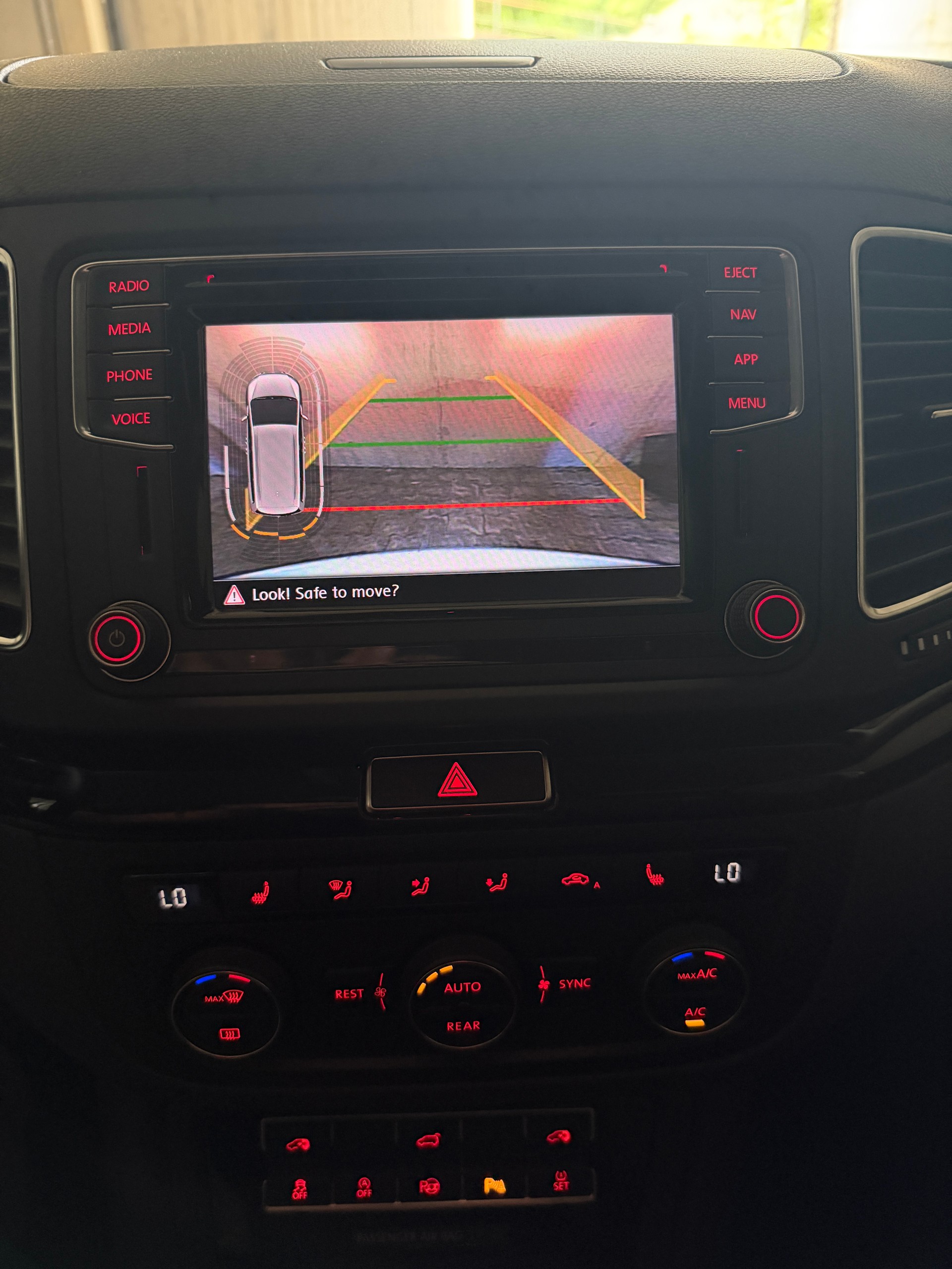 SEAT 2.0 TDI 4D-image-5