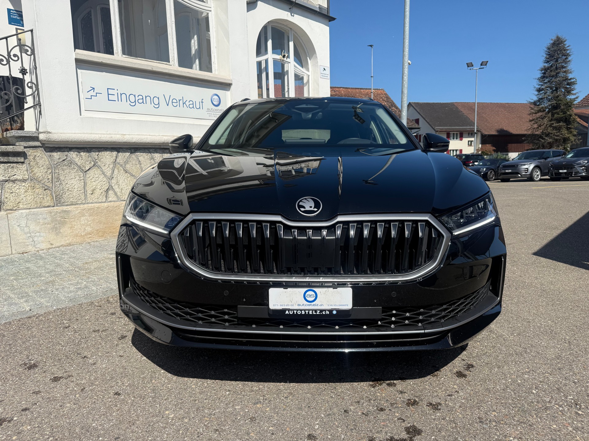 SKODA Superb Combi 2.0 TSI Selection 4x4 DSG-image-2