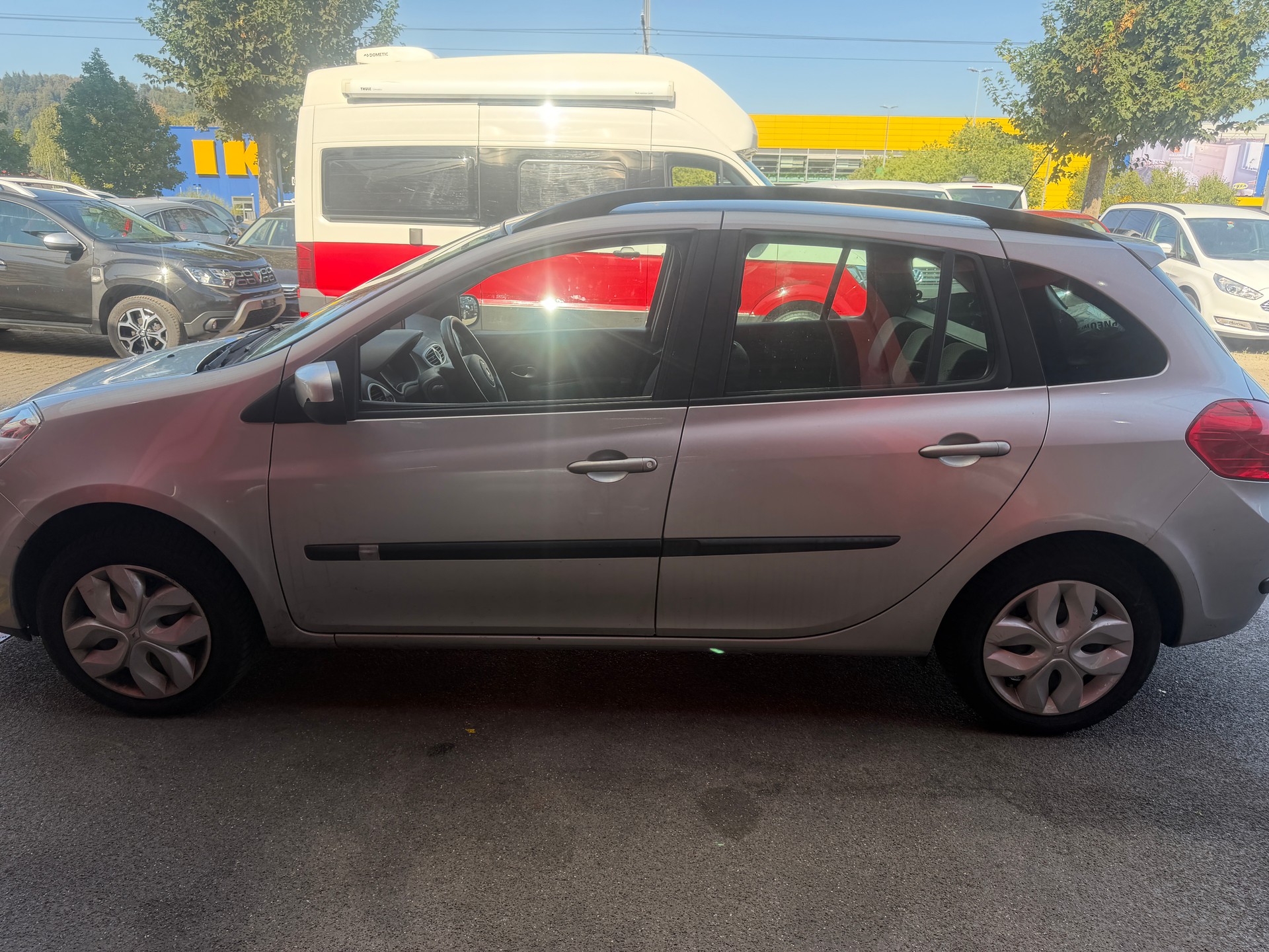 RENAULT Clio Grandtour 1.2 16V Expression-image-3