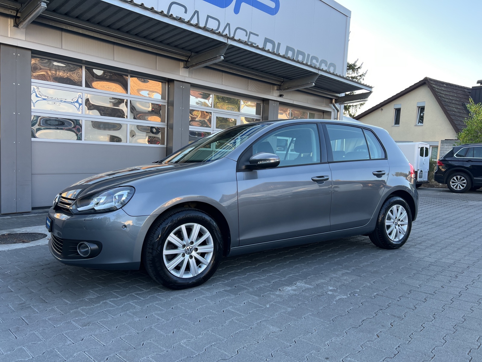 VW Golf 1.2 TSI BlueMotion Technology Team-image-0