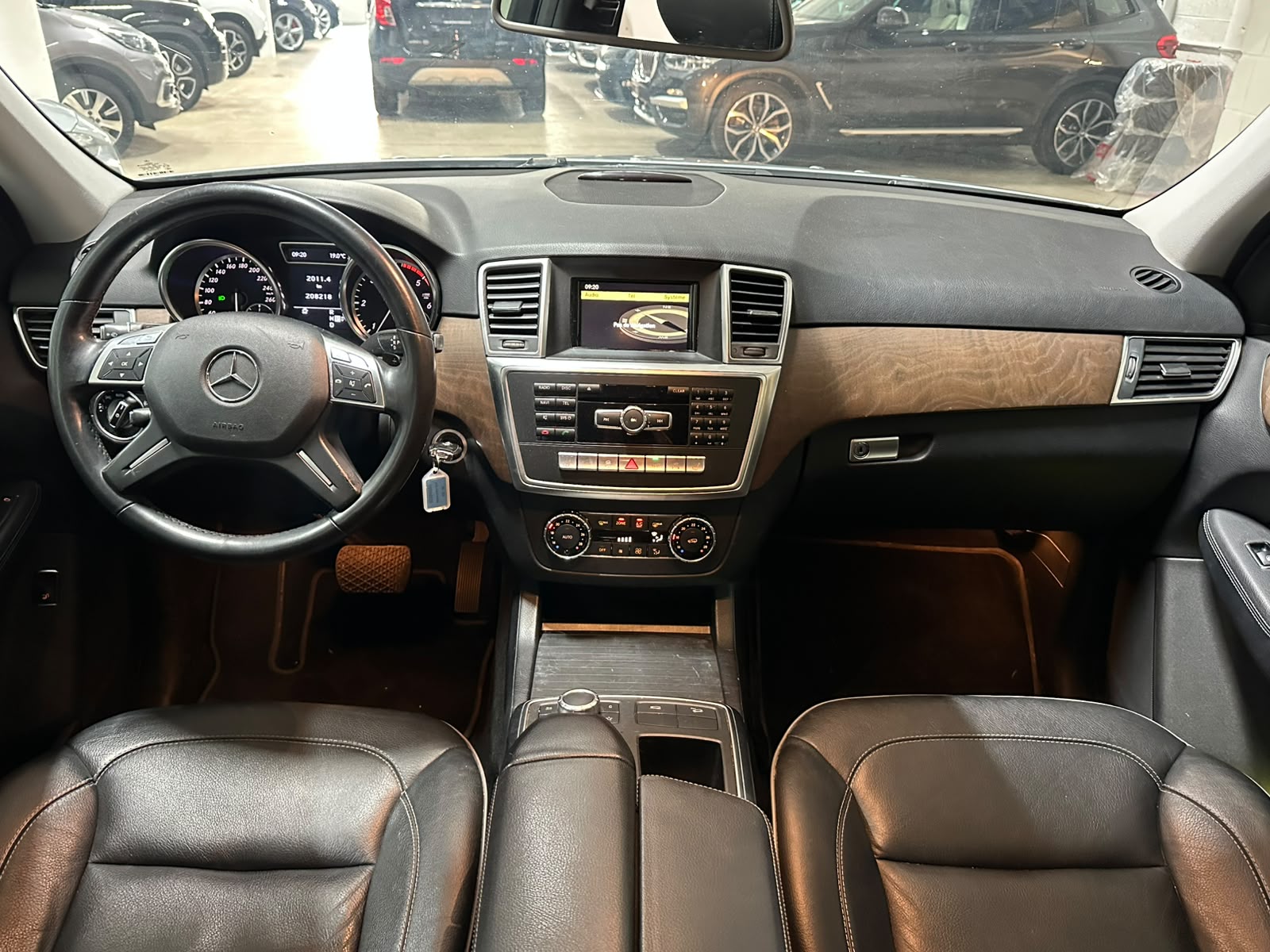 MERCEDES-BENZ ML 350 BlueTEC 4Matic 7G-Tronic-image-7