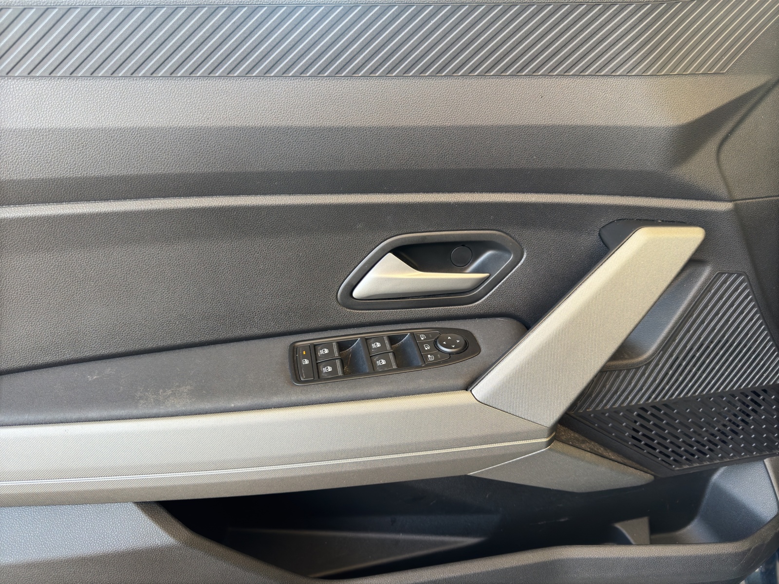 DACIA Bigster 1.8 Hybrid Journey *Automat*-image-18