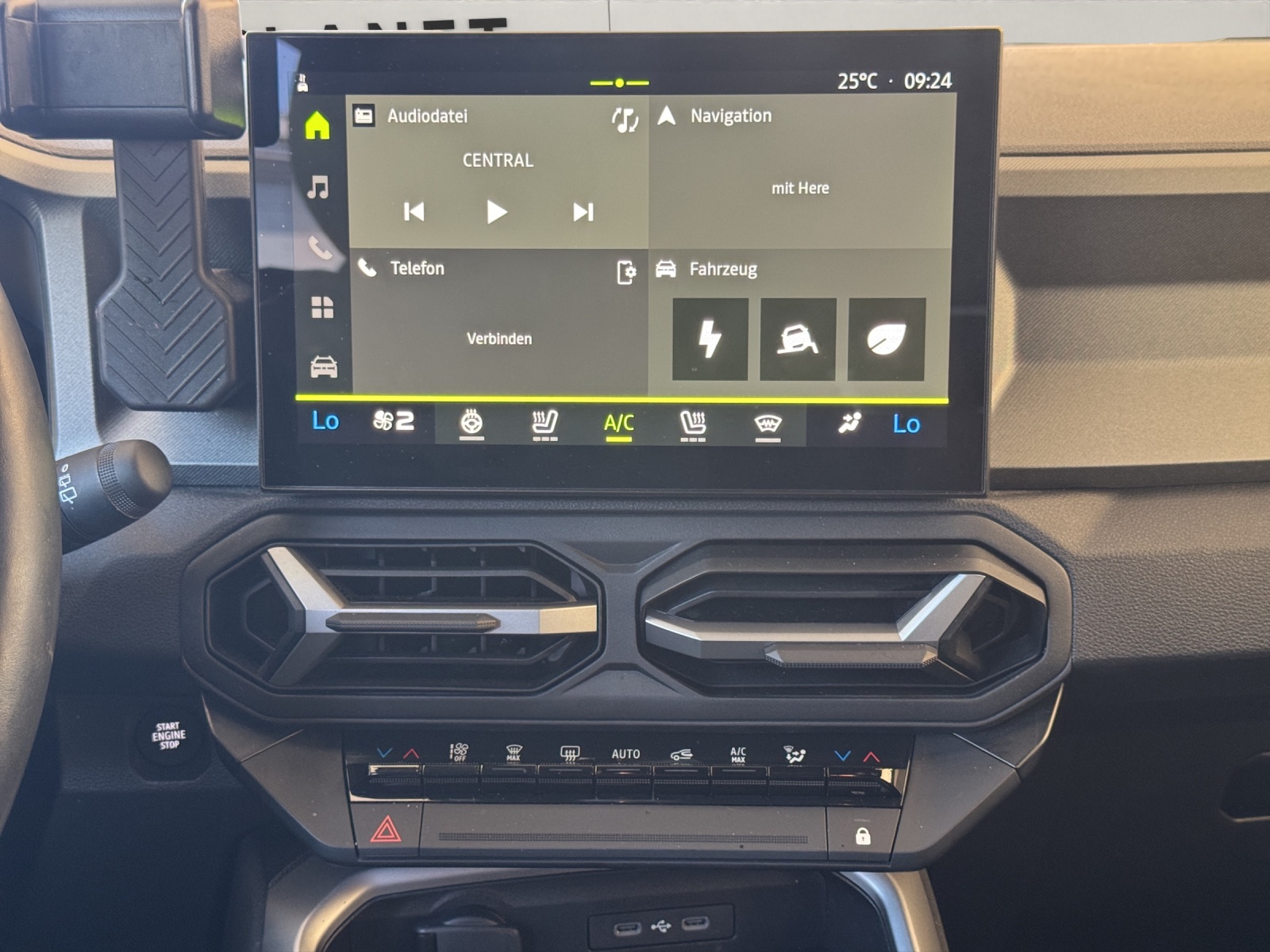 DACIA Bigster 1.8 Hybrid Journey *Automat*-image-11