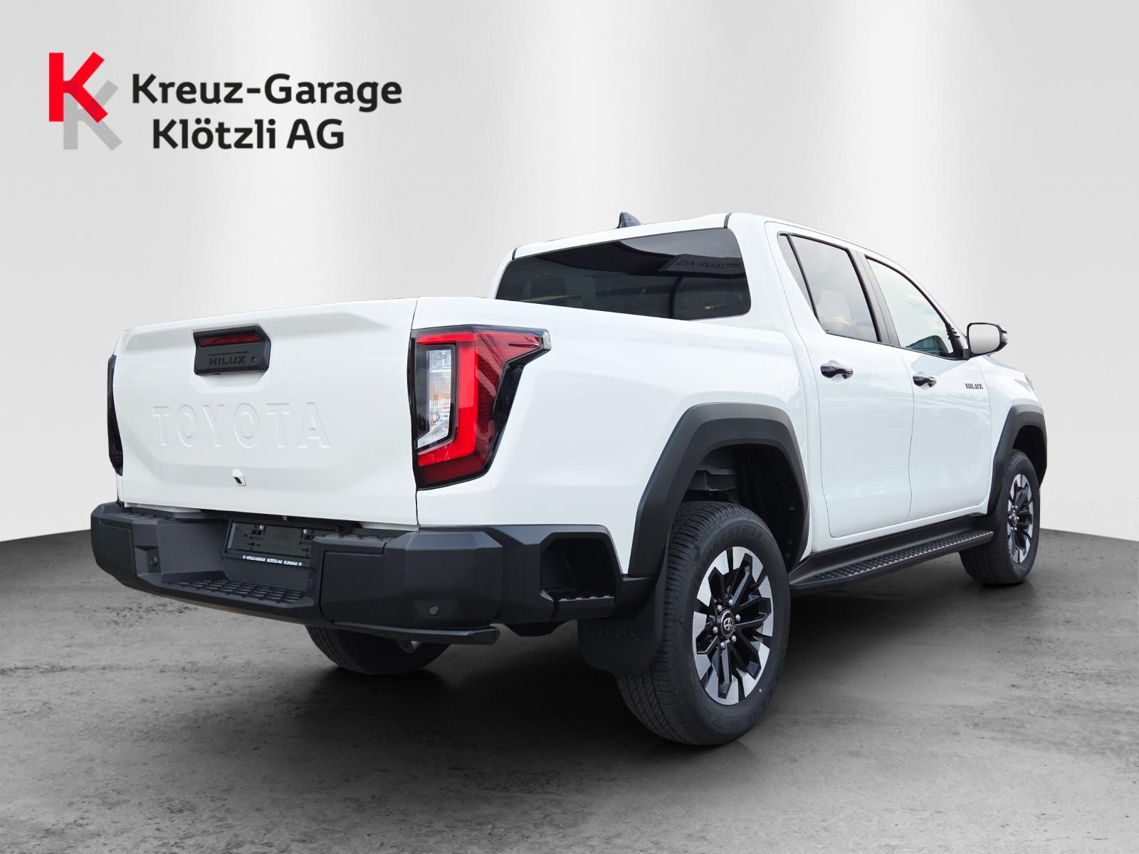TOYOTA Hilux Double Cab.-Pick-up 2.8 D-4D MHEV 204 Style-image-2