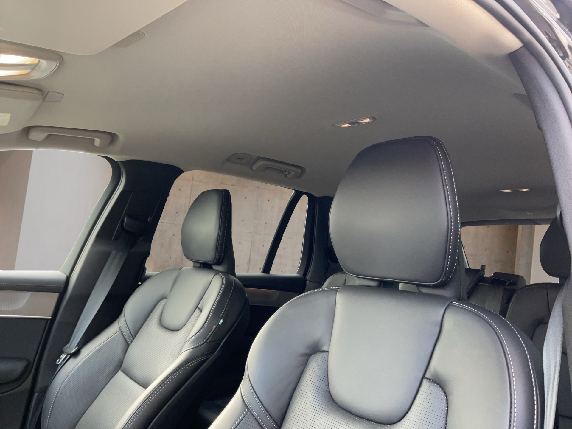 VOLVO XC90 2.0 B5 MH Plus Bright AWD-image-13