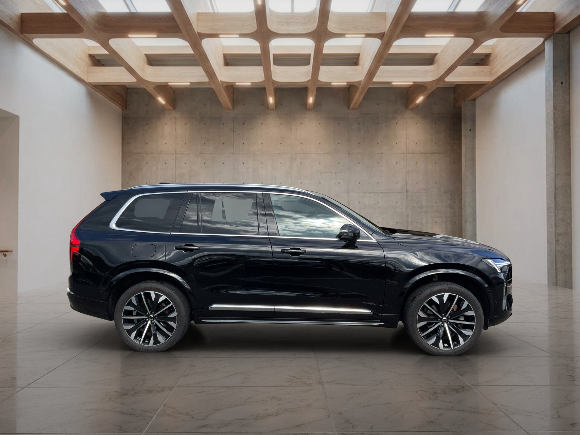 VOLVO XC90 2.0 B5 MH Plus Bright AWD-image-6