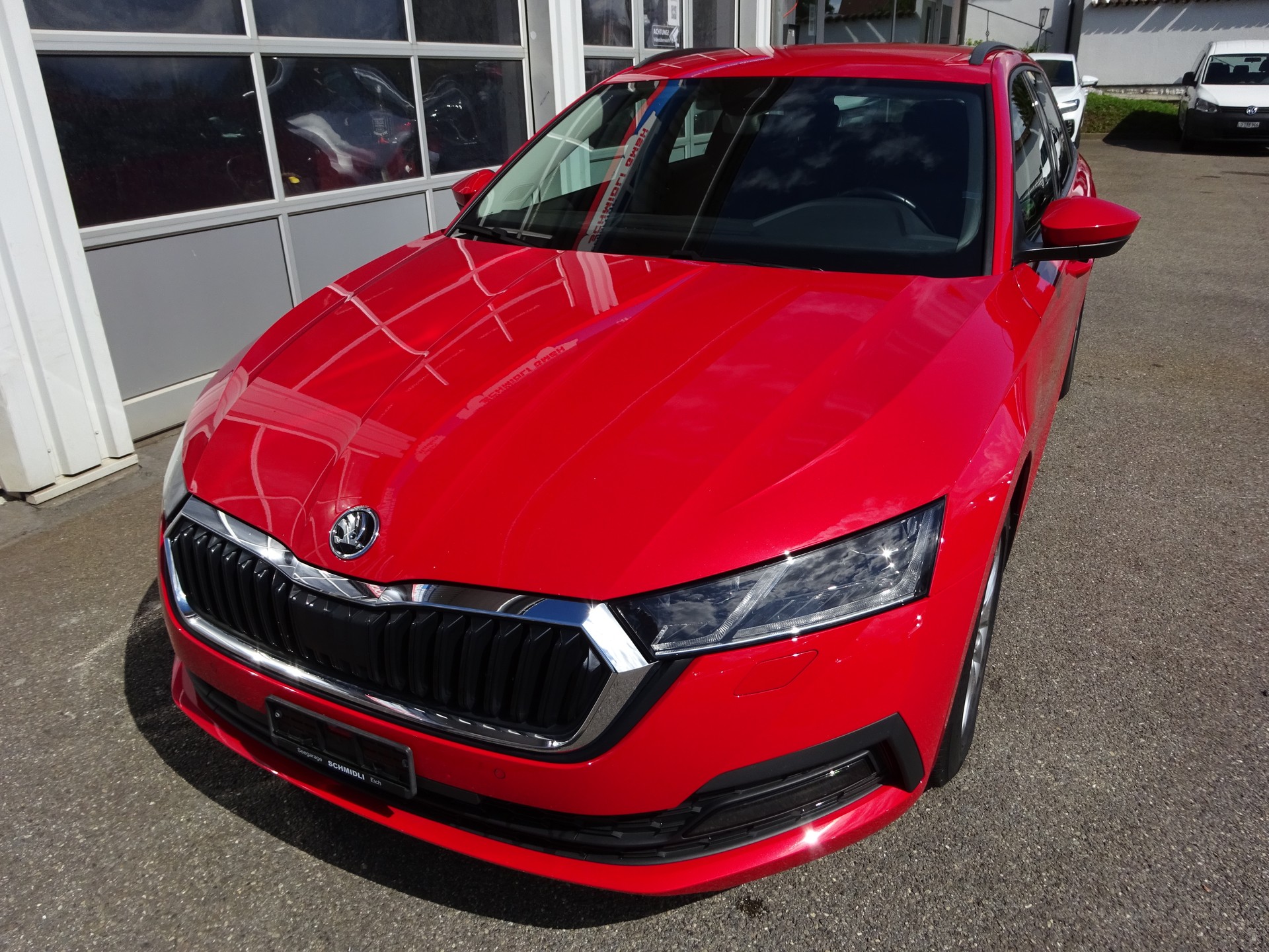 SKODA Octavia Combi 2.0 TDI DSG Ambition 4x4-image-0