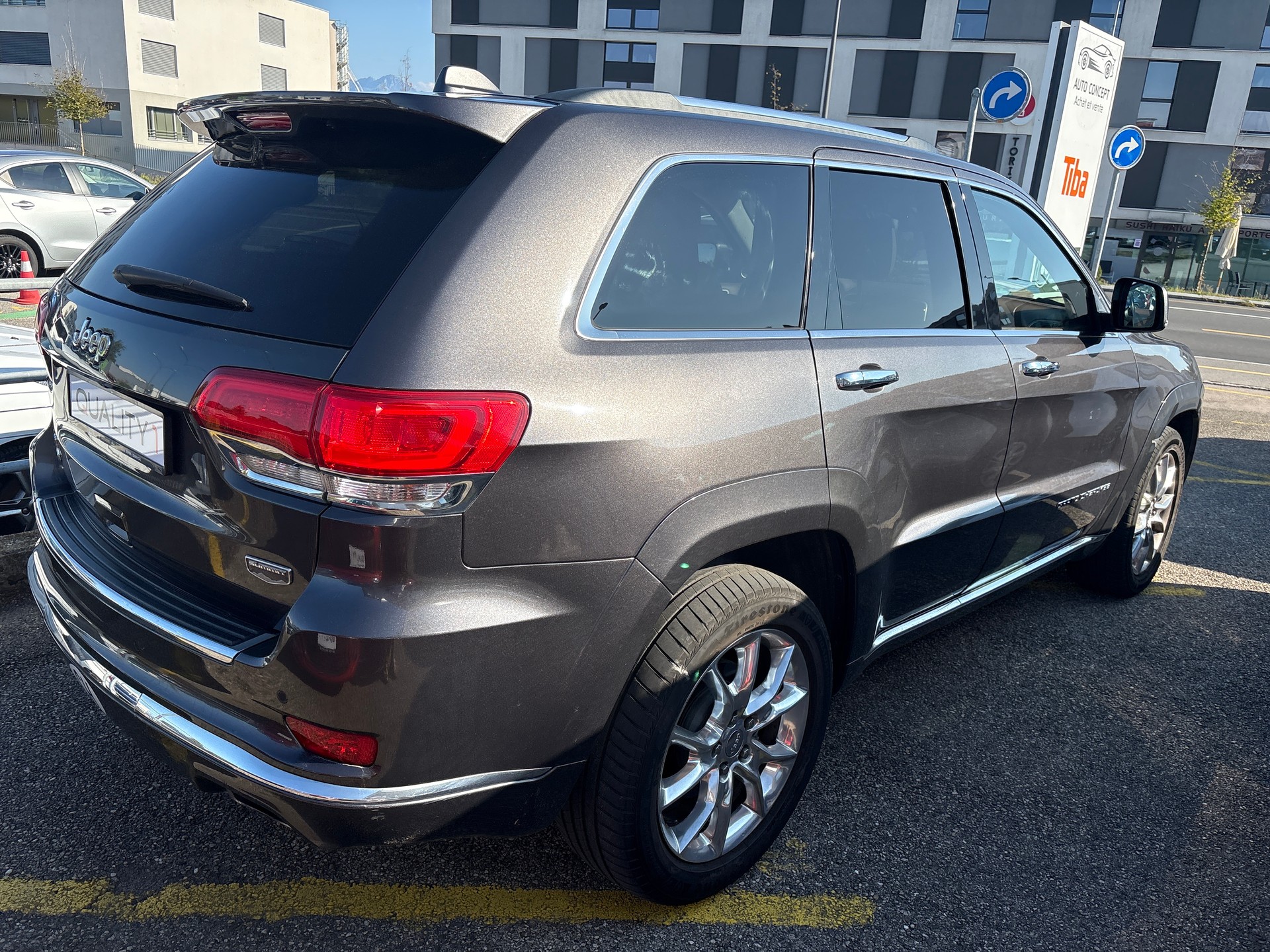 JEEP Grand Cherokee 3.0 CRD Platium Edition-image-5