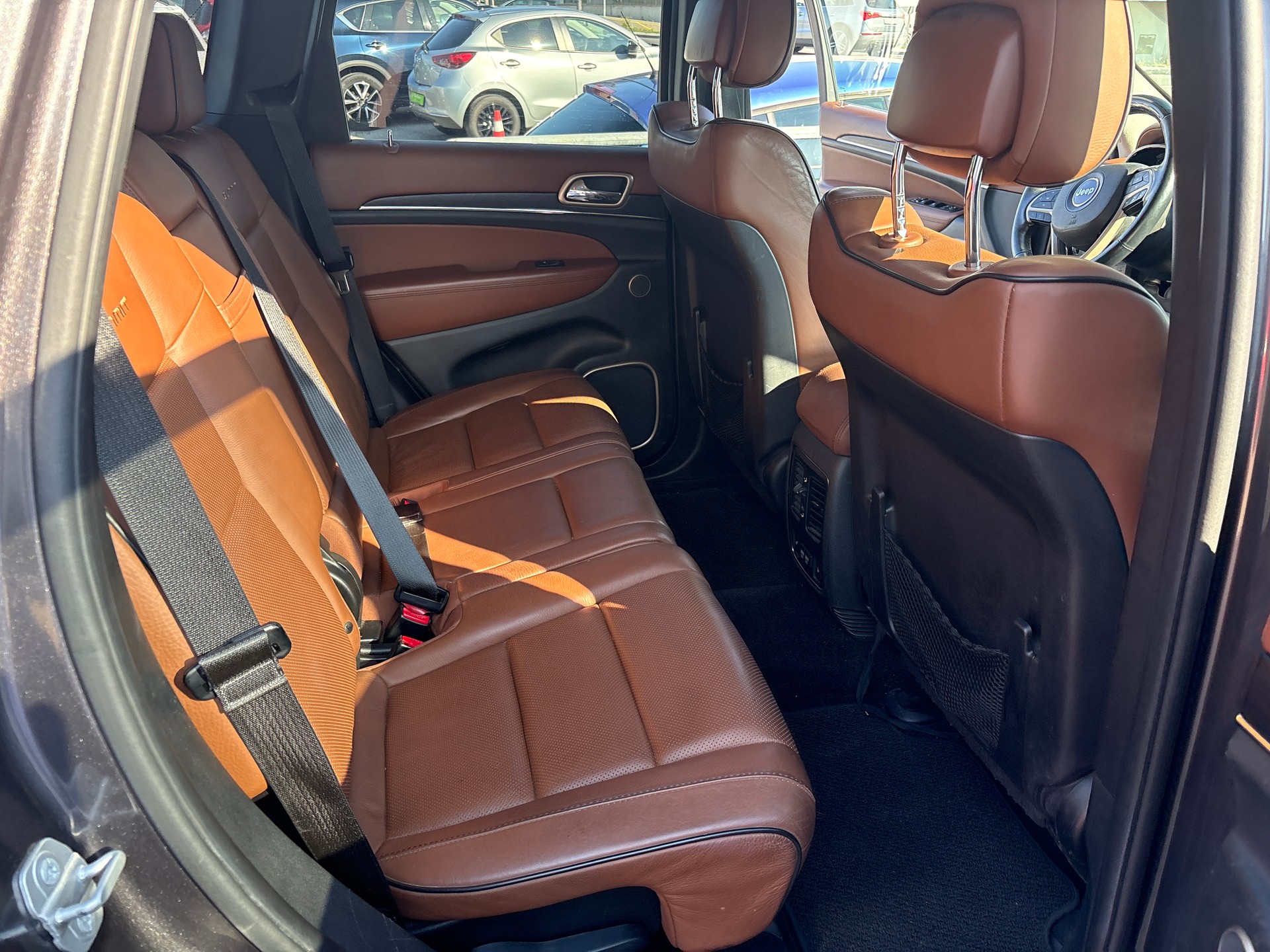 JEEP Grand Cherokee 3.0 CRD Platium Edition-image-9