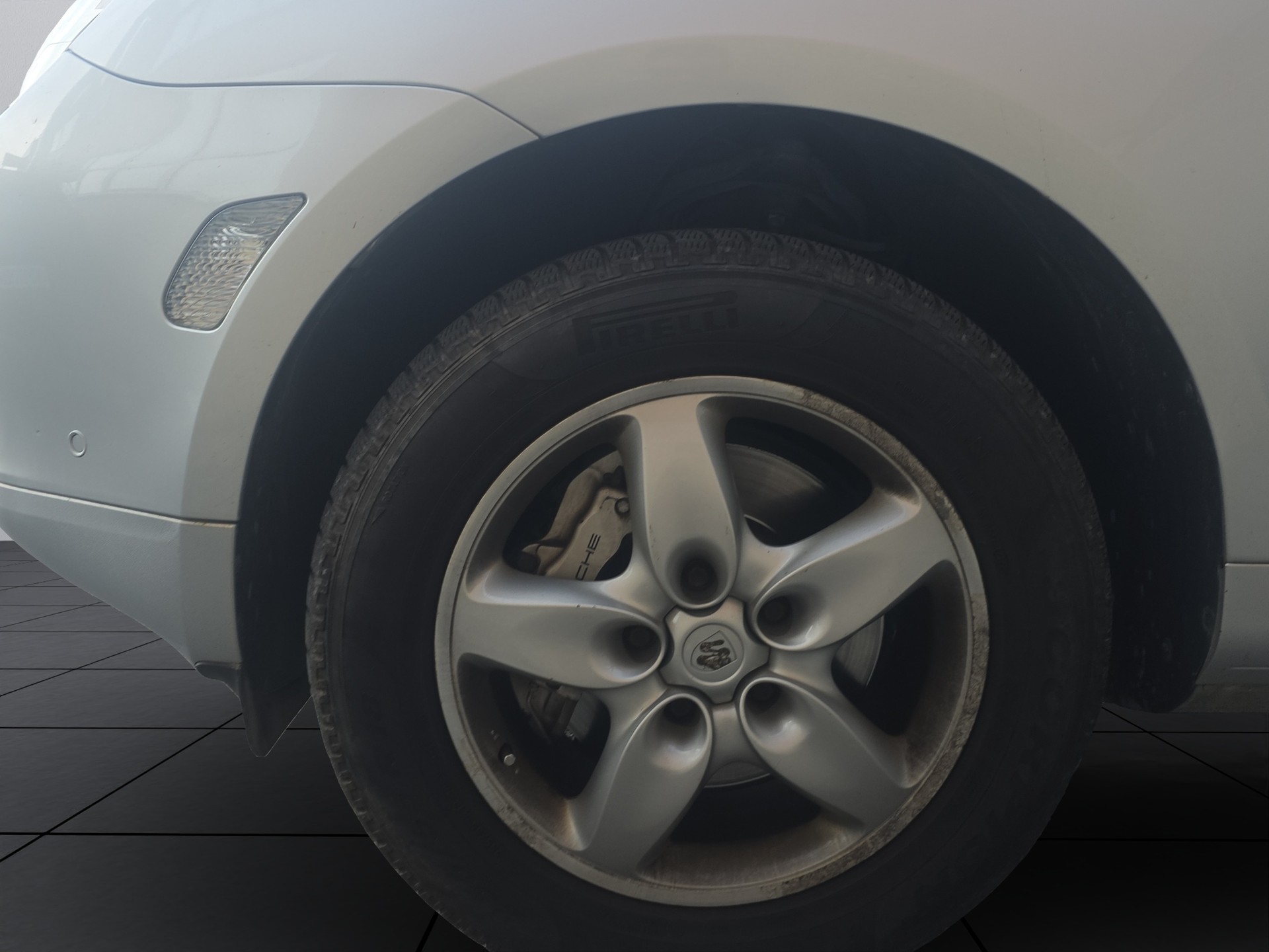 PORSCHE Cayenne S-image-17