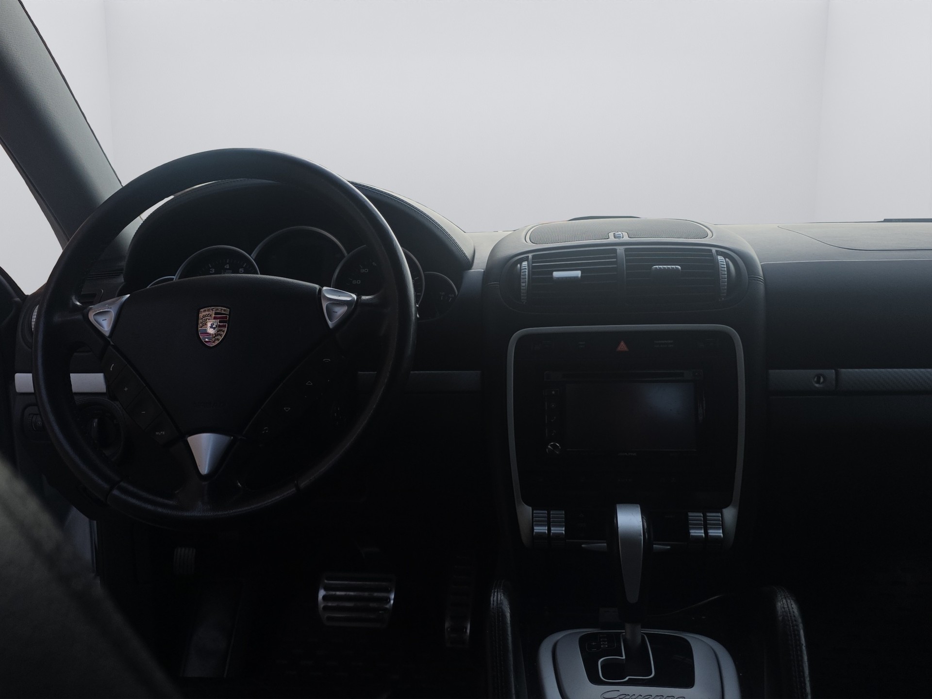 PORSCHE Cayenne S-image-12