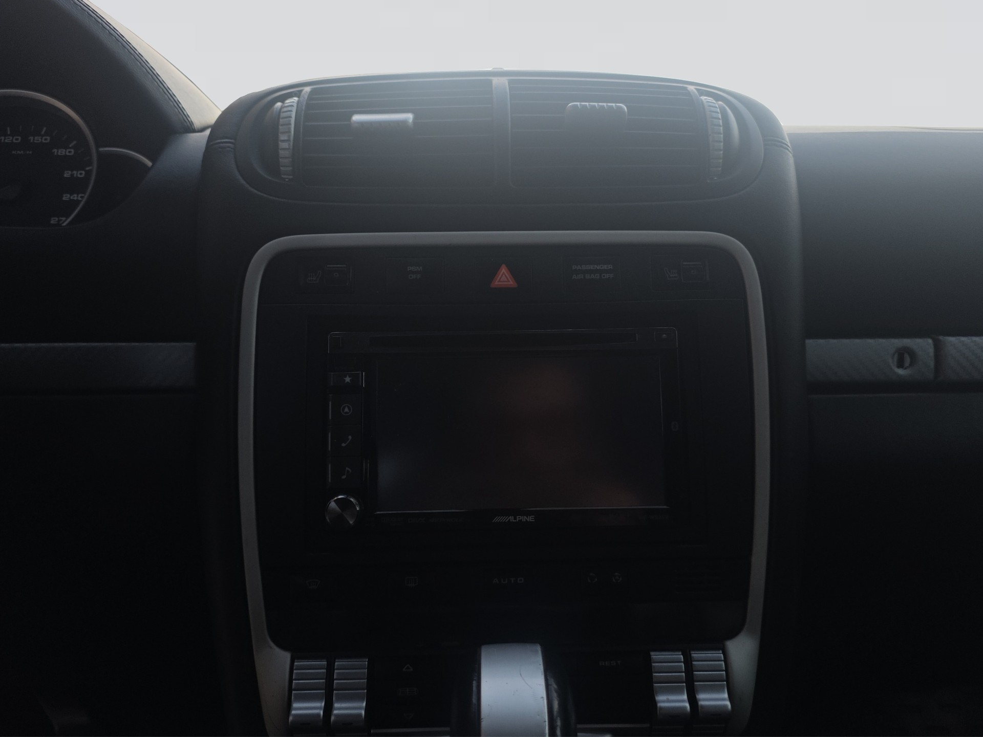 PORSCHE Cayenne S-image-15