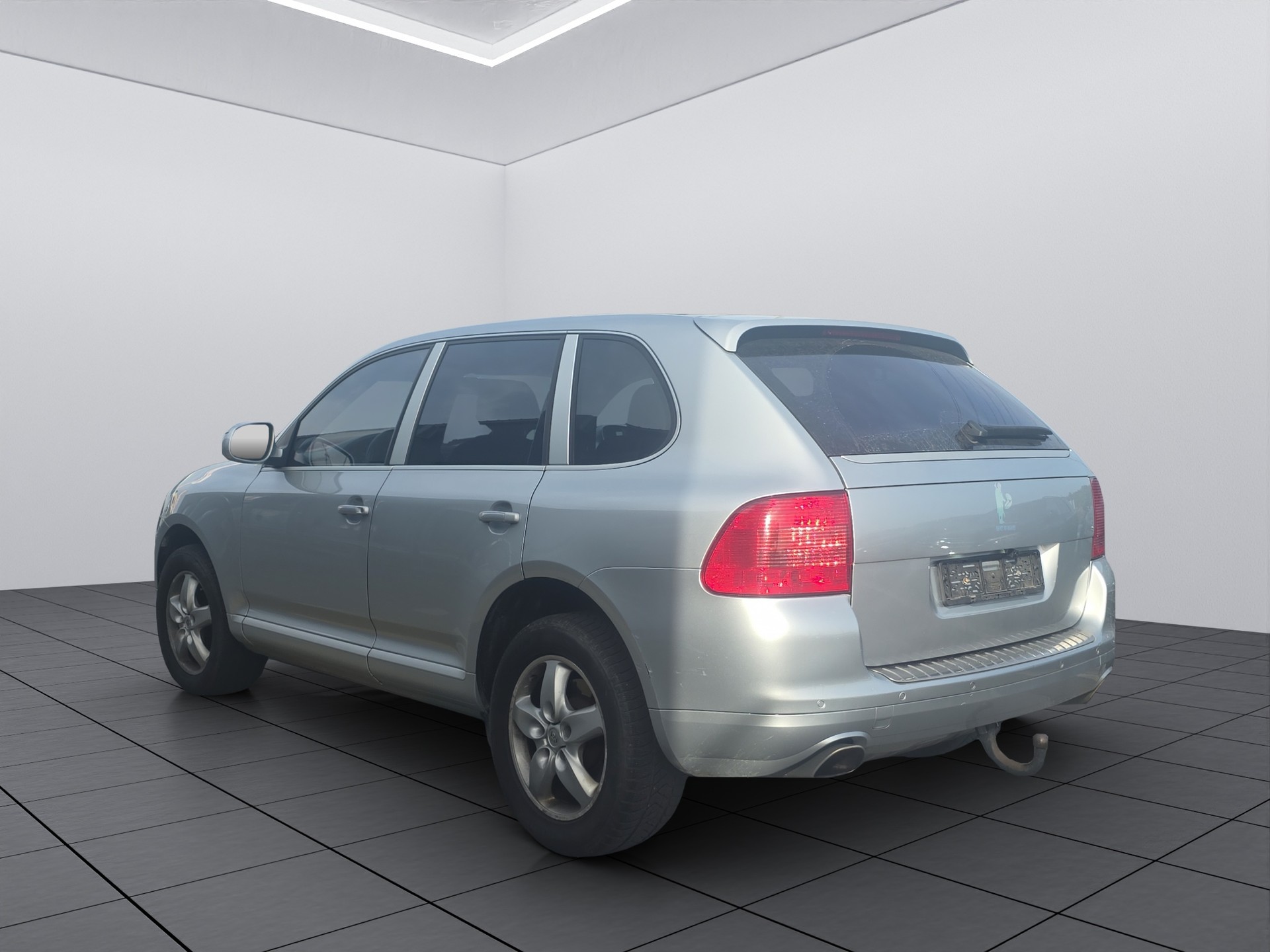 PORSCHE Cayenne S-showroom-element-3