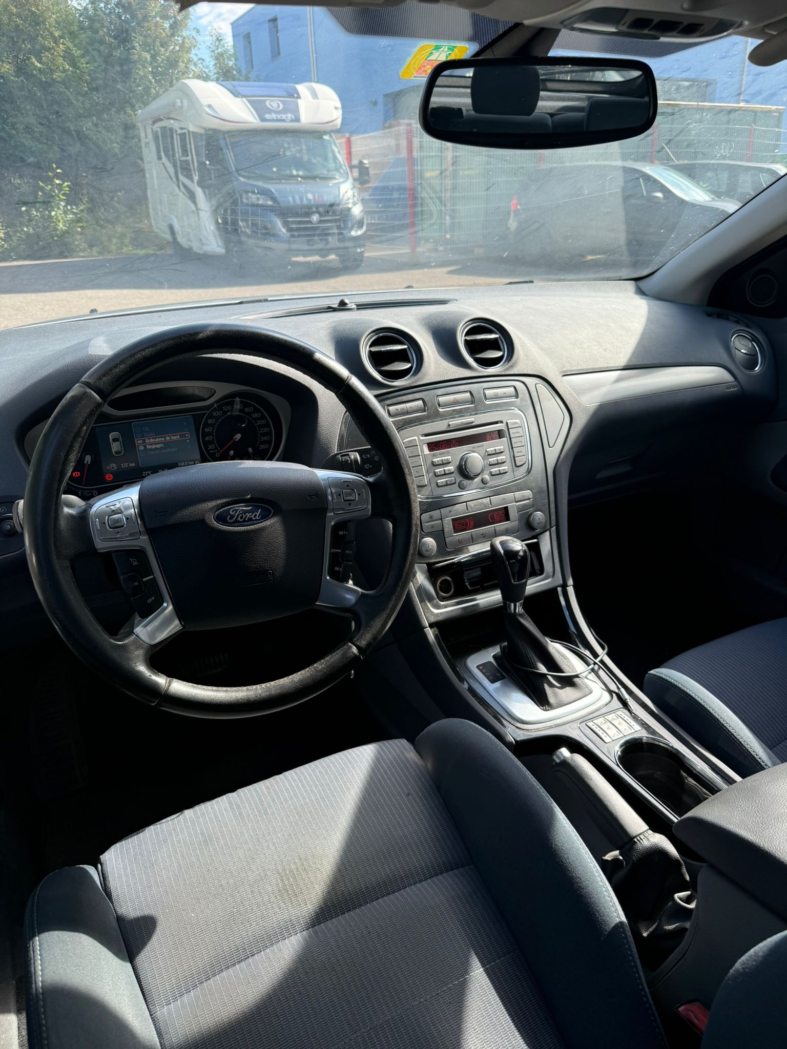 FORD Mondeo 2.3i 16V Titanium Automatic-image-1