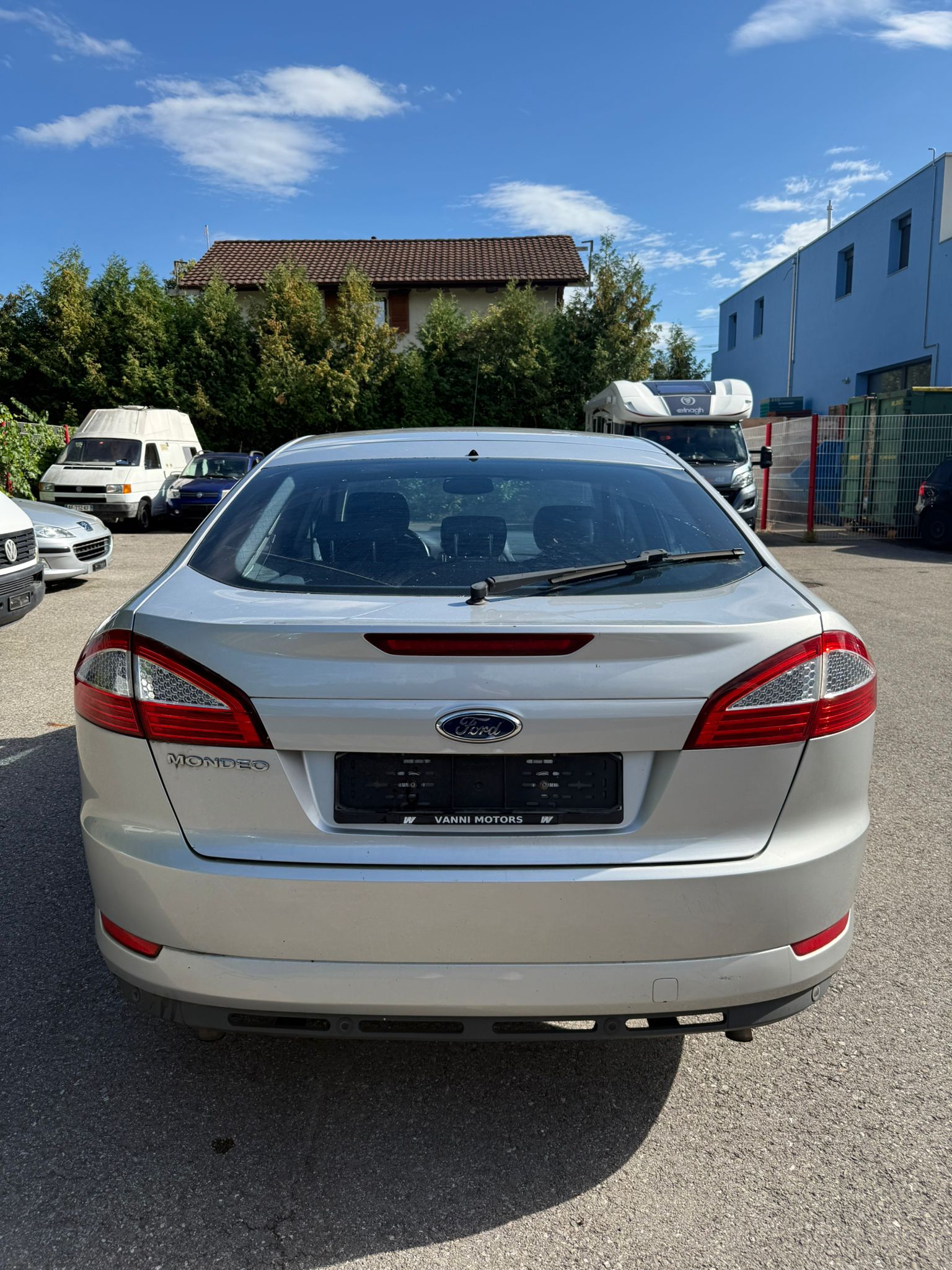 FORD Mondeo 2.3i 16V Titanium Automatic-image-3
