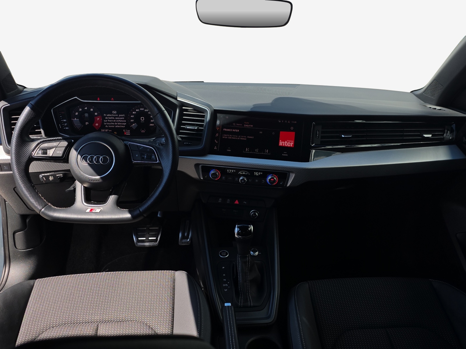 AUDI A1 City Carver 30 TFSI Attraction S-tronic-image-8