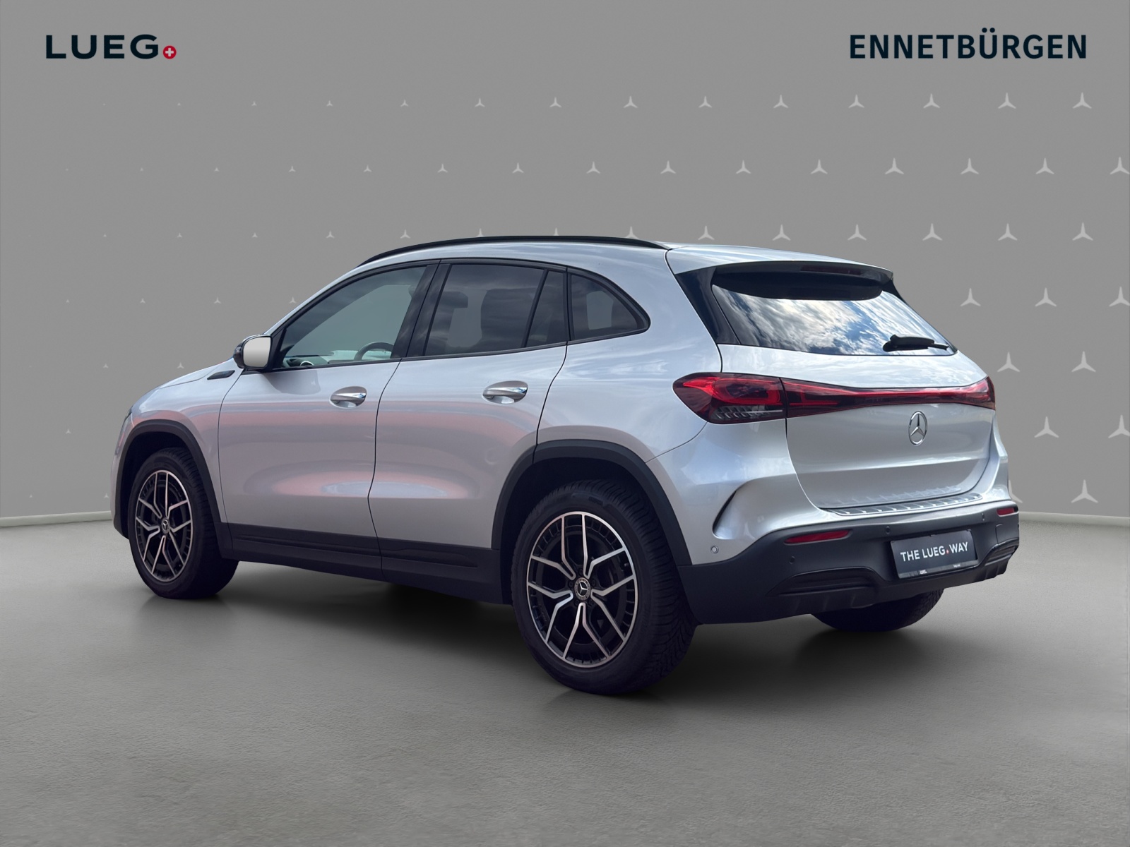 MERCEDES-BENZ EQA 350 AMG Line 4Matic-image-2