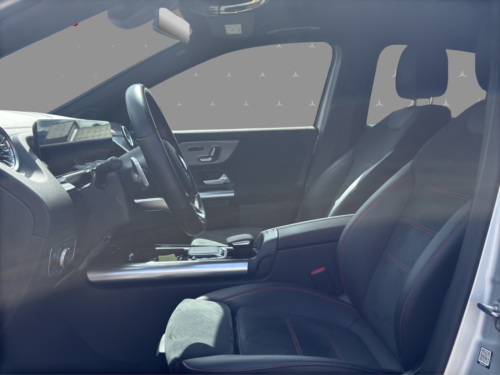 MERCEDES-BENZ EQA 350 AMG Line 4Matic-image-7